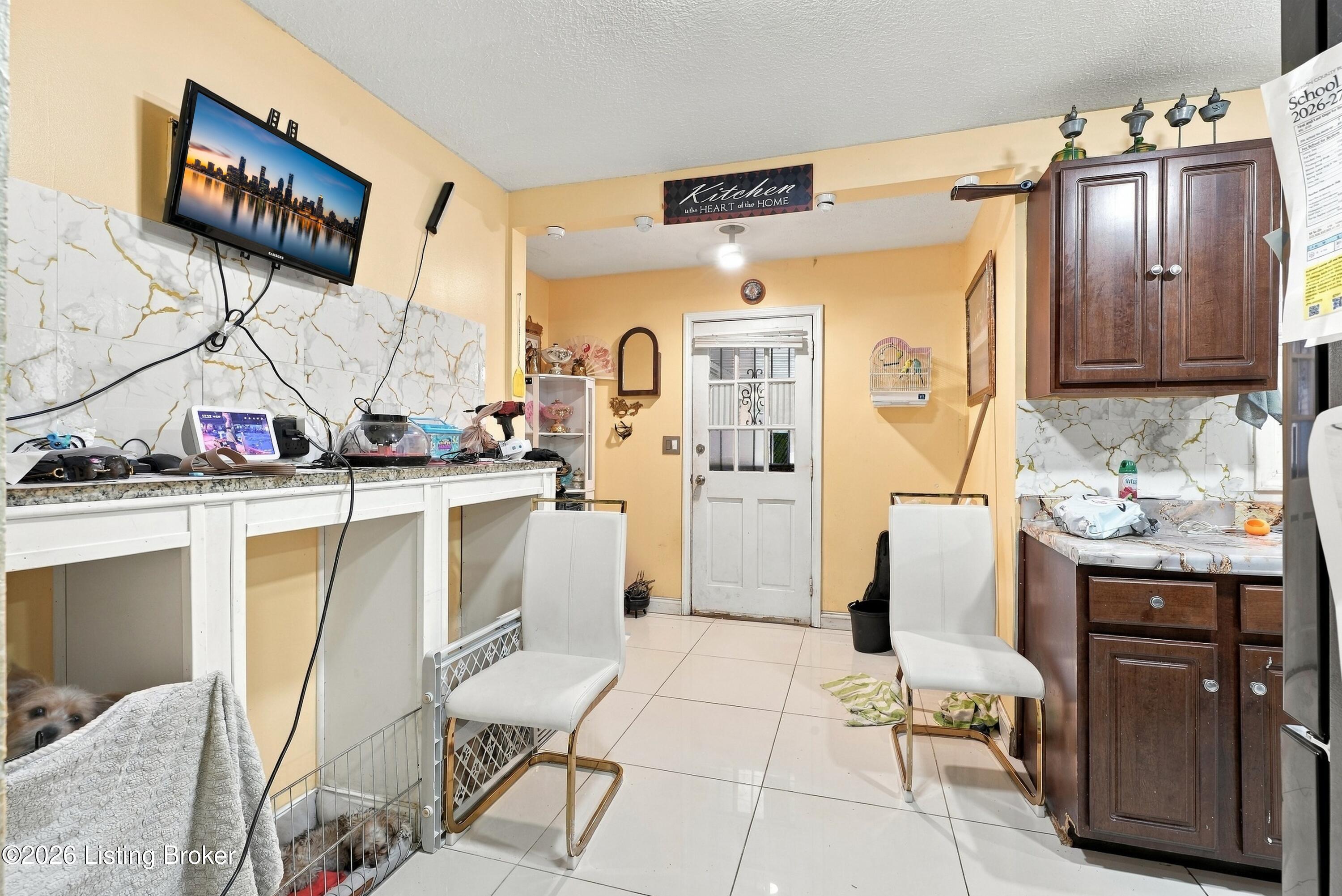 4607 Samara Dr Property Photo 11