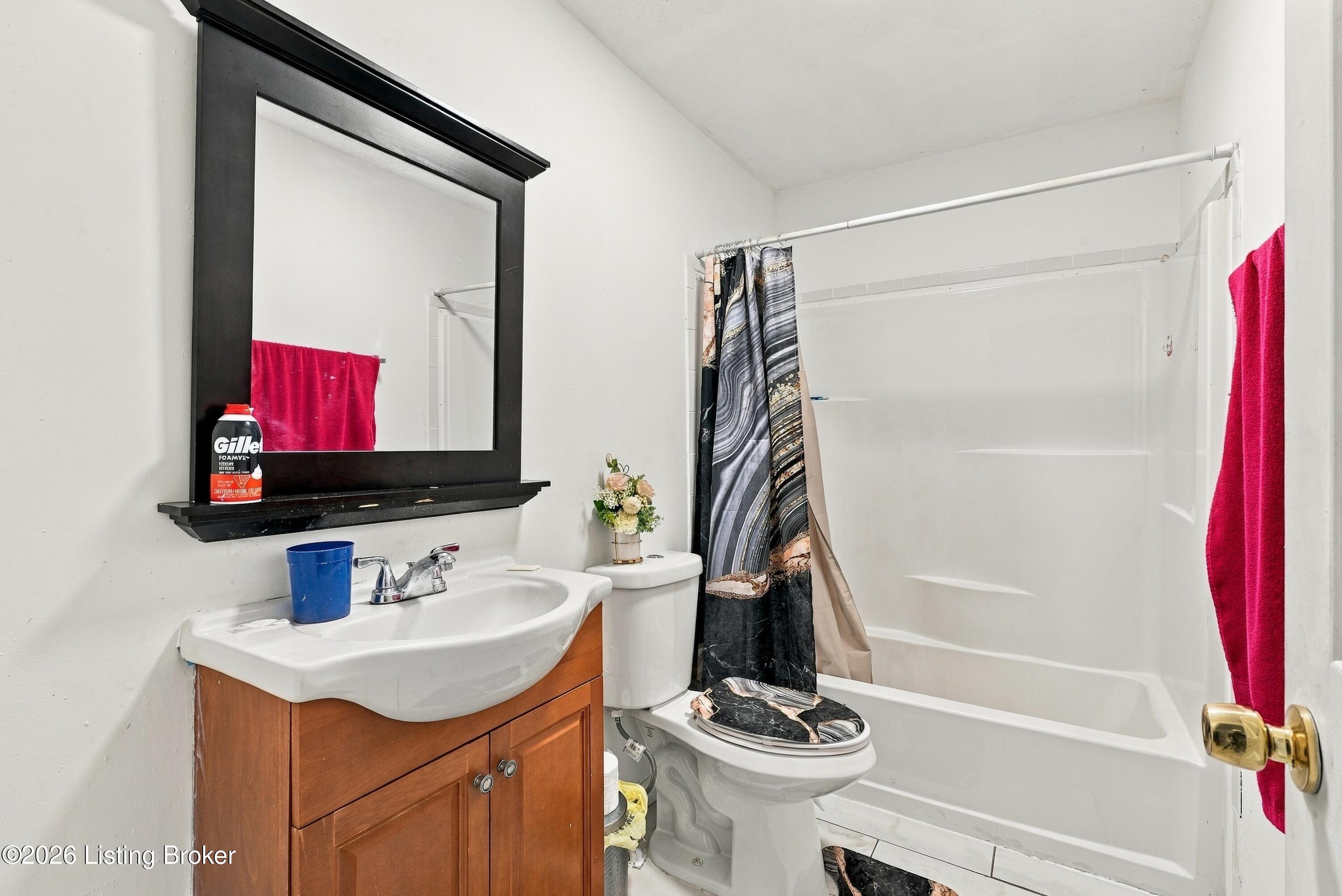 4607 Samara Dr Property Photo 14