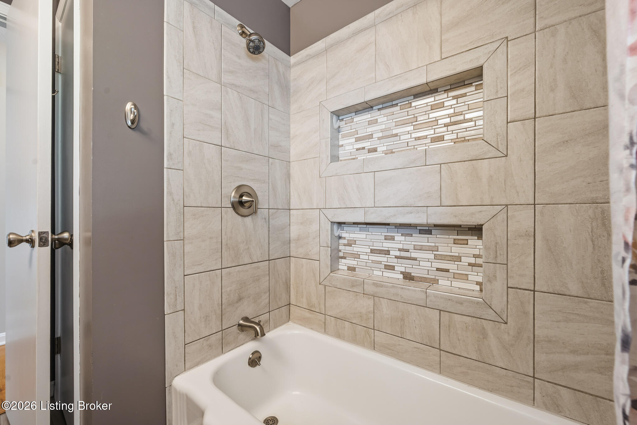 7913 Canna Dr Property Photo 28