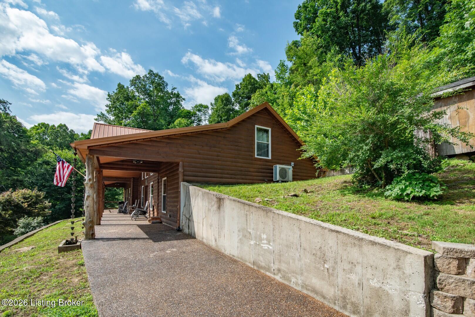 2086a Martin Pierce Rd Property Photo 3