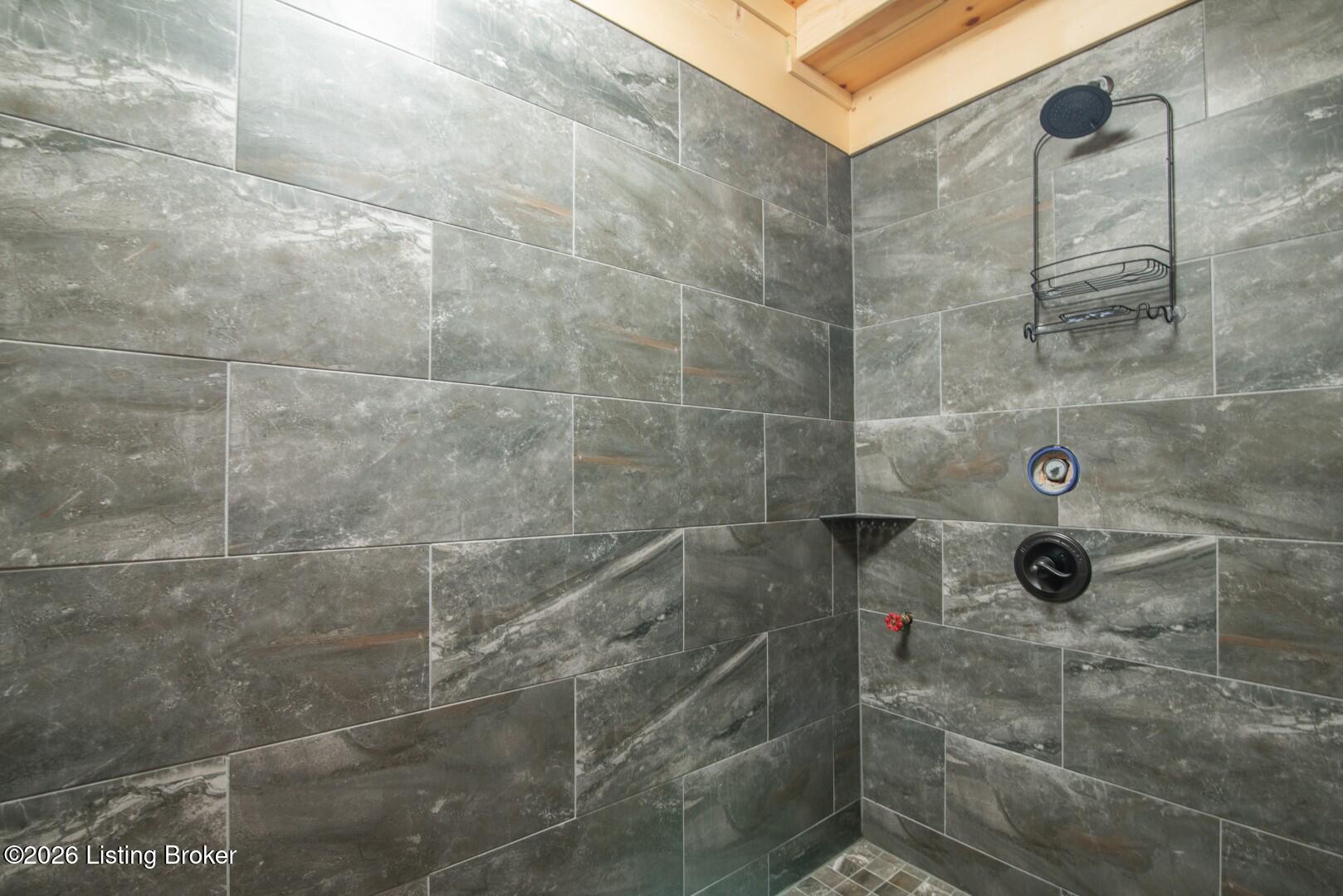 2086a Martin Pierce Rd Property Photo 20