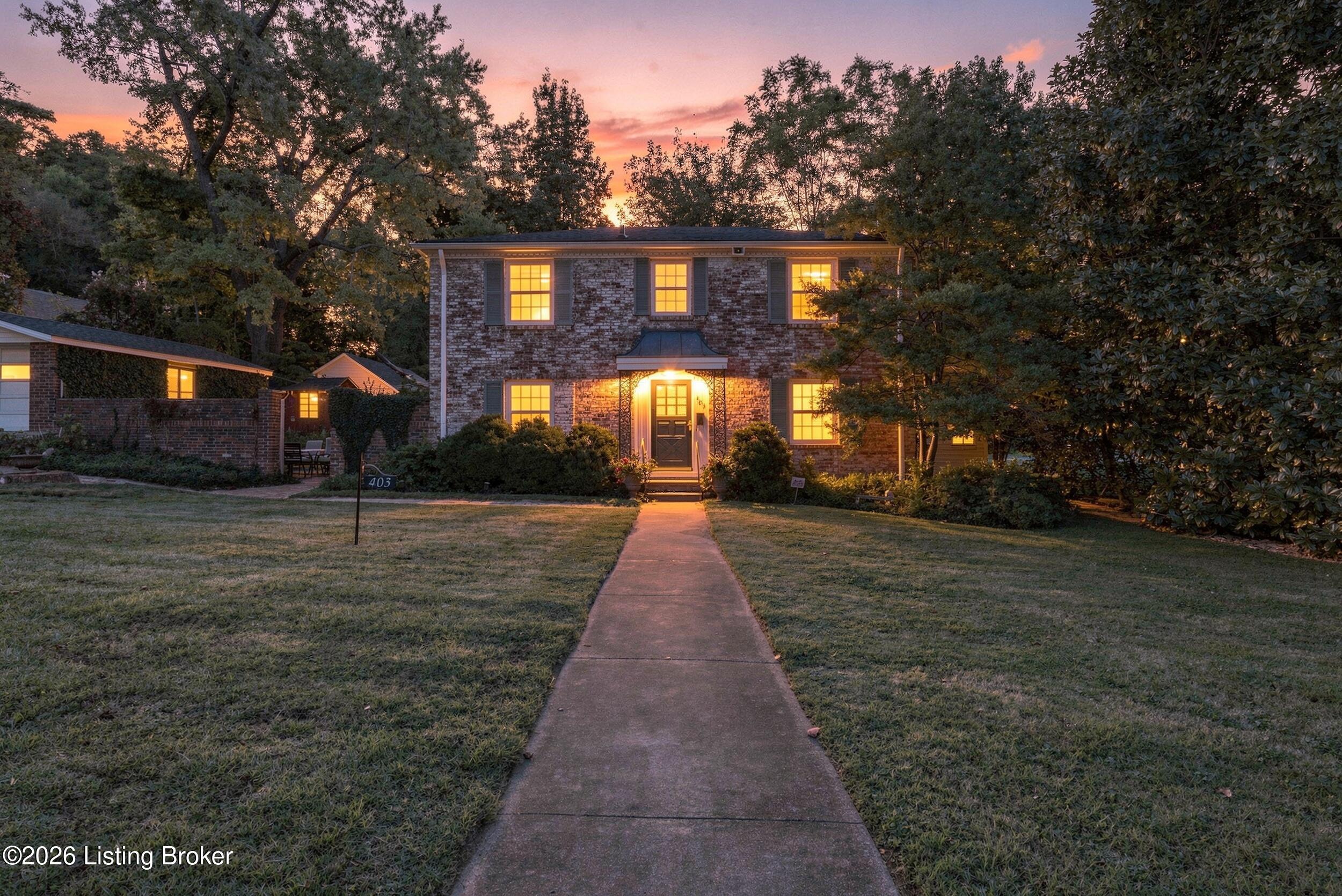 403 University Ave