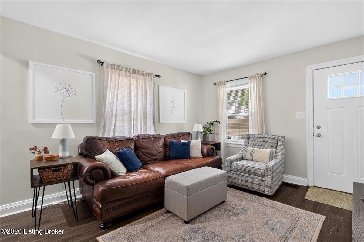 3667 Woodruff Ave Property Photo 4
