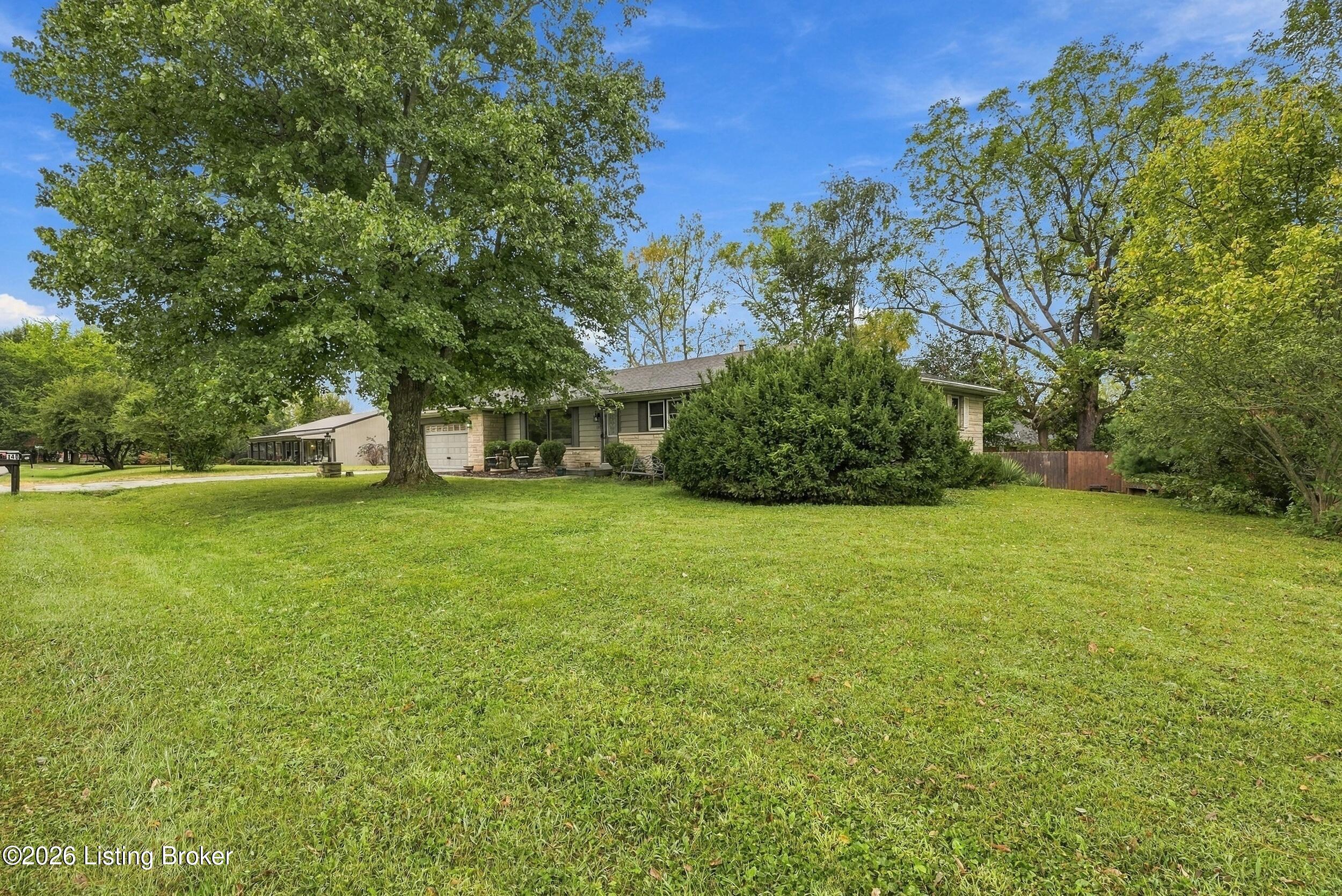 140 Ample Way Property Photo 3