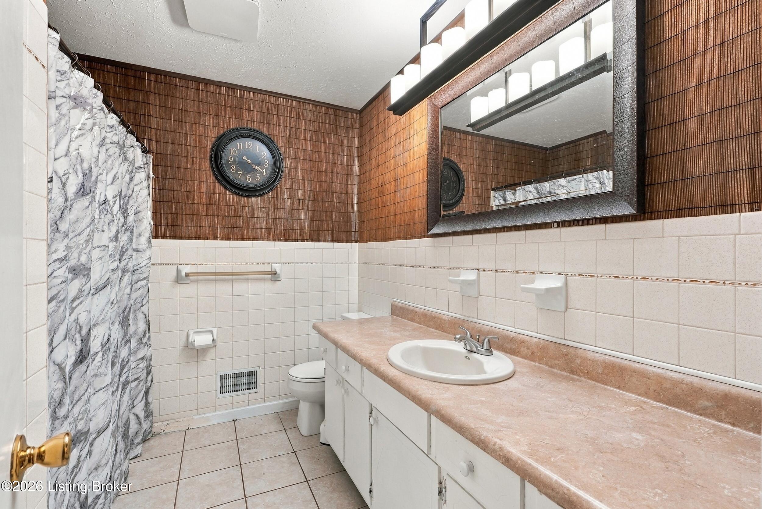 140 Ample Way Property Photo 20