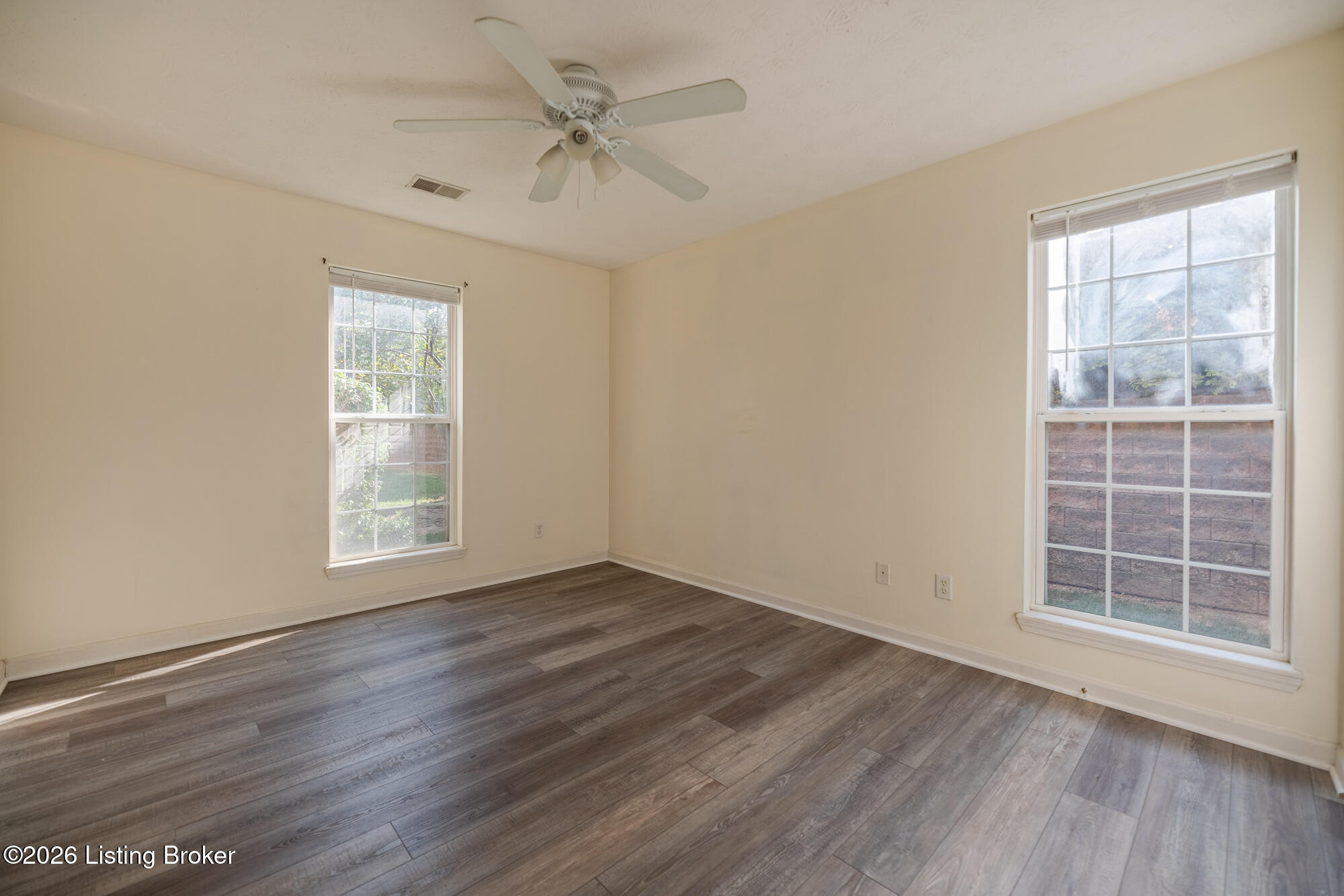 1110 Neon Way Property Photo 10
