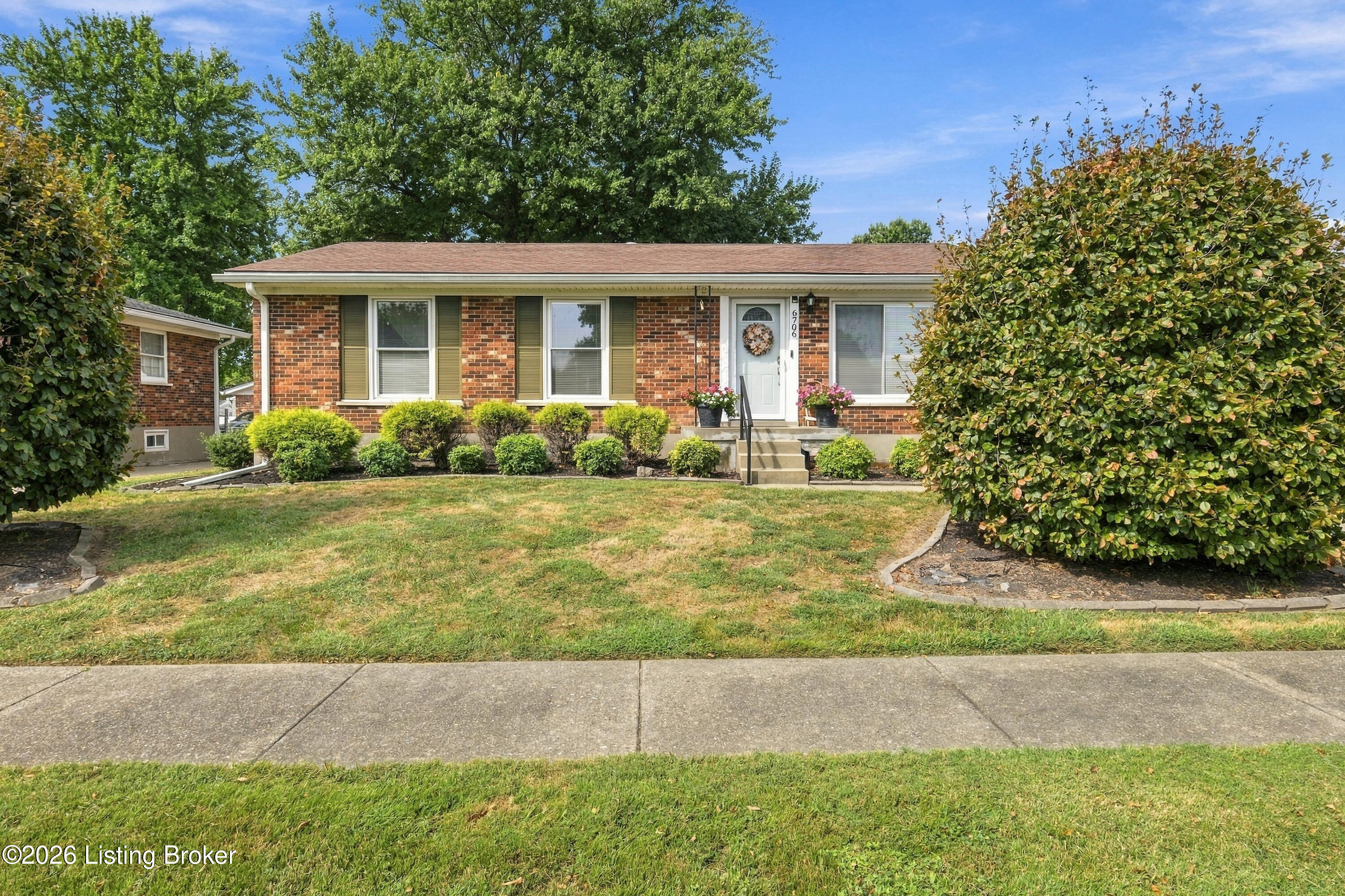 6706 Cape Ct Property Photo 1