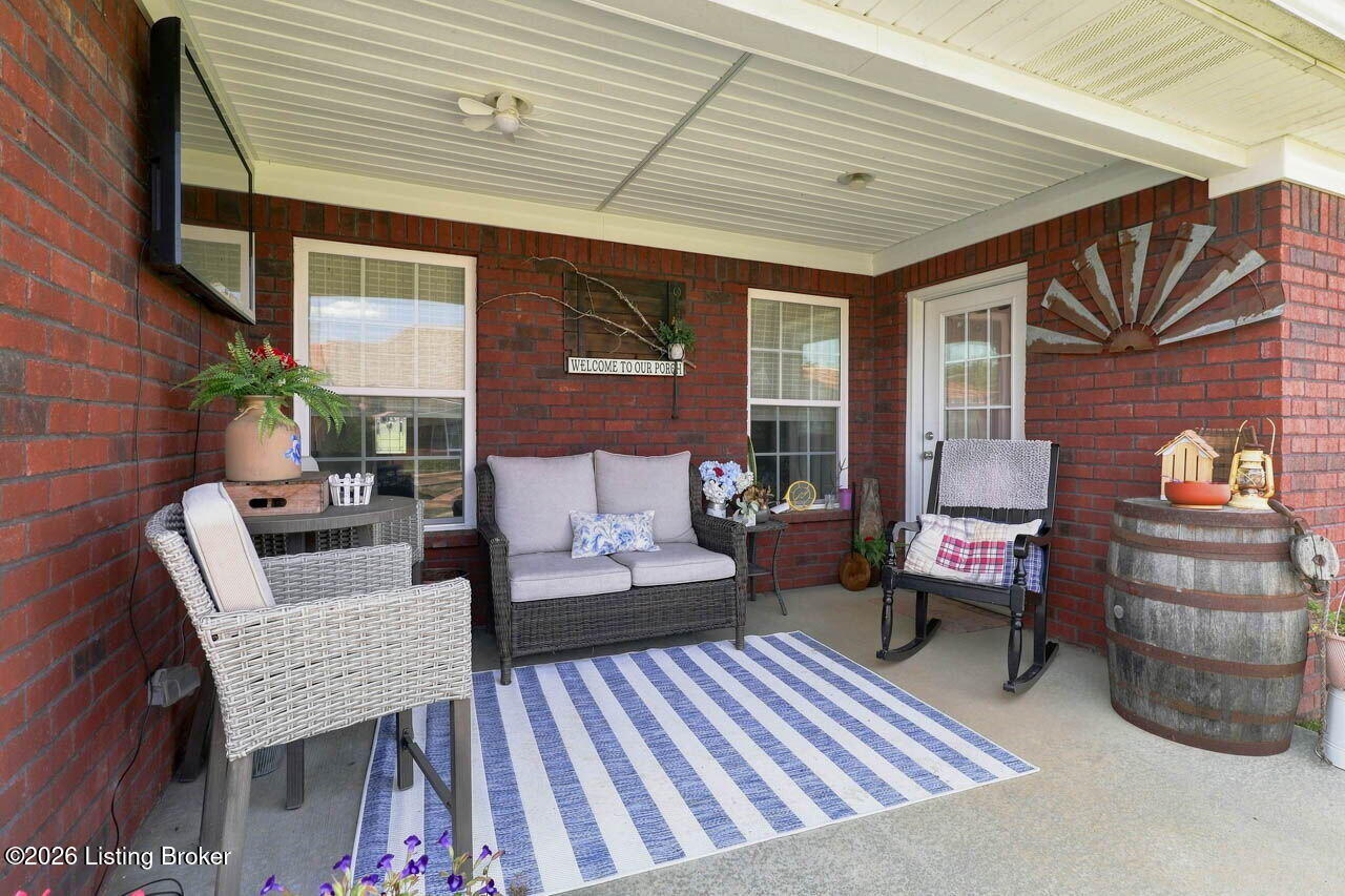 104 Sweetspire Dr Property Photo 14