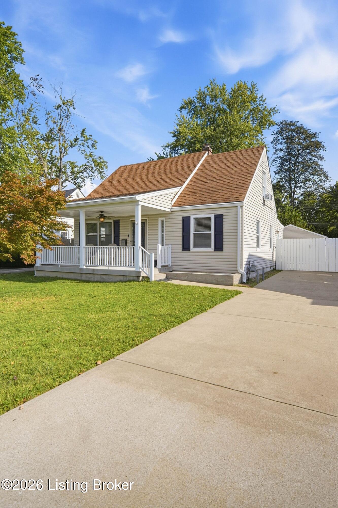 531 Marquette Dr Property Photo 3