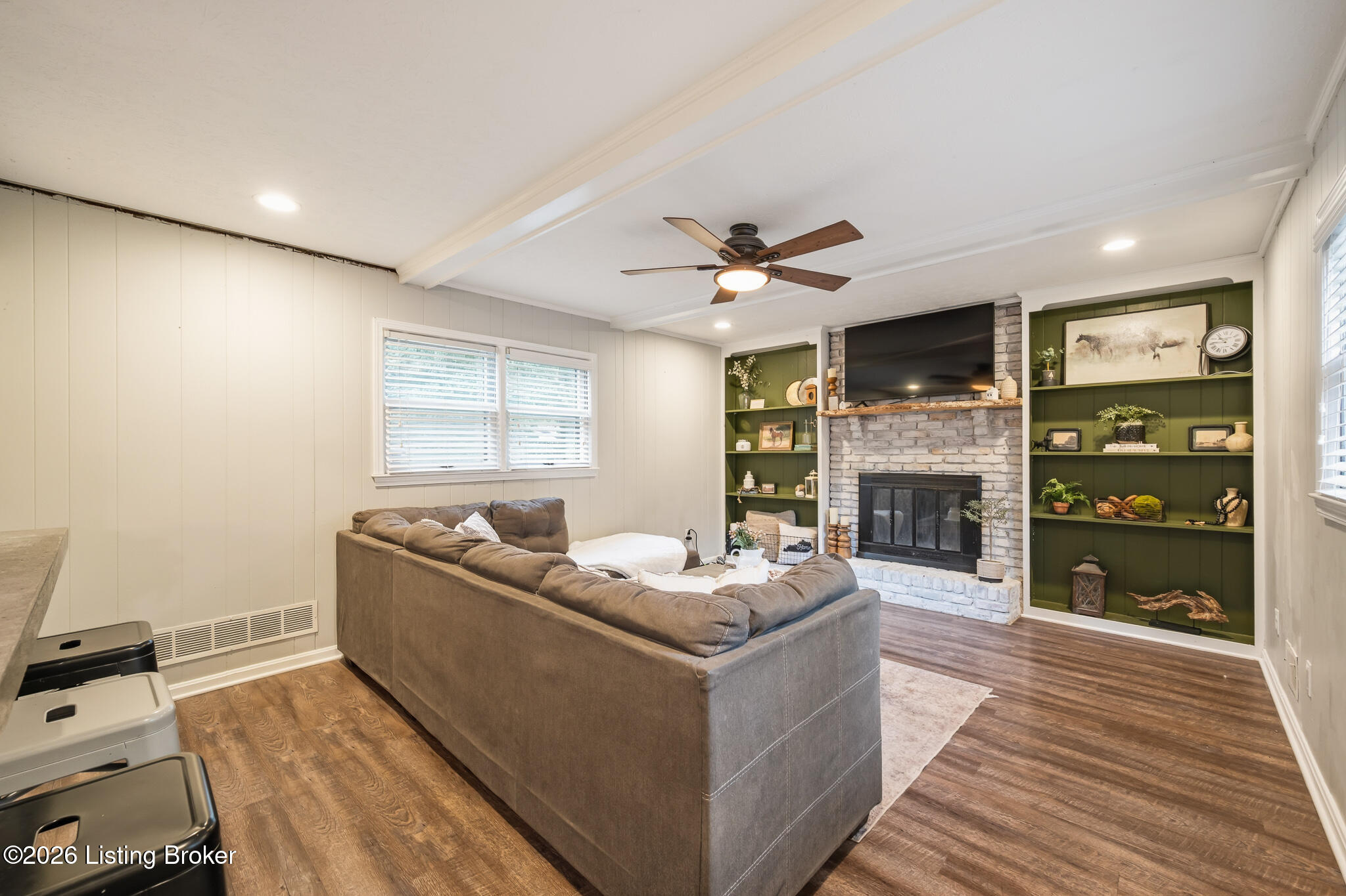 9312 Le Beau Ct Property Photo 5
