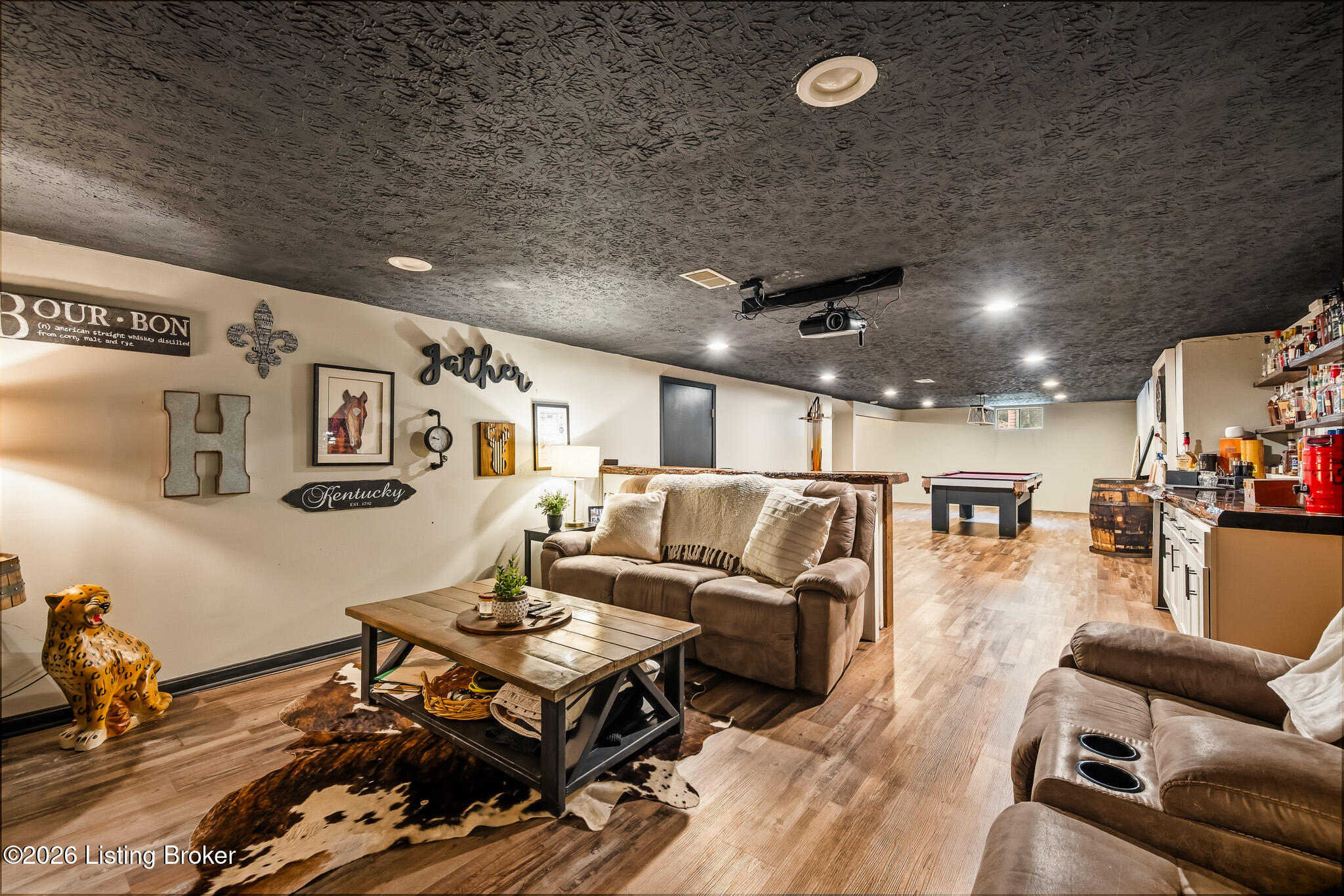 9312 Le Beau Ct Property Photo 7