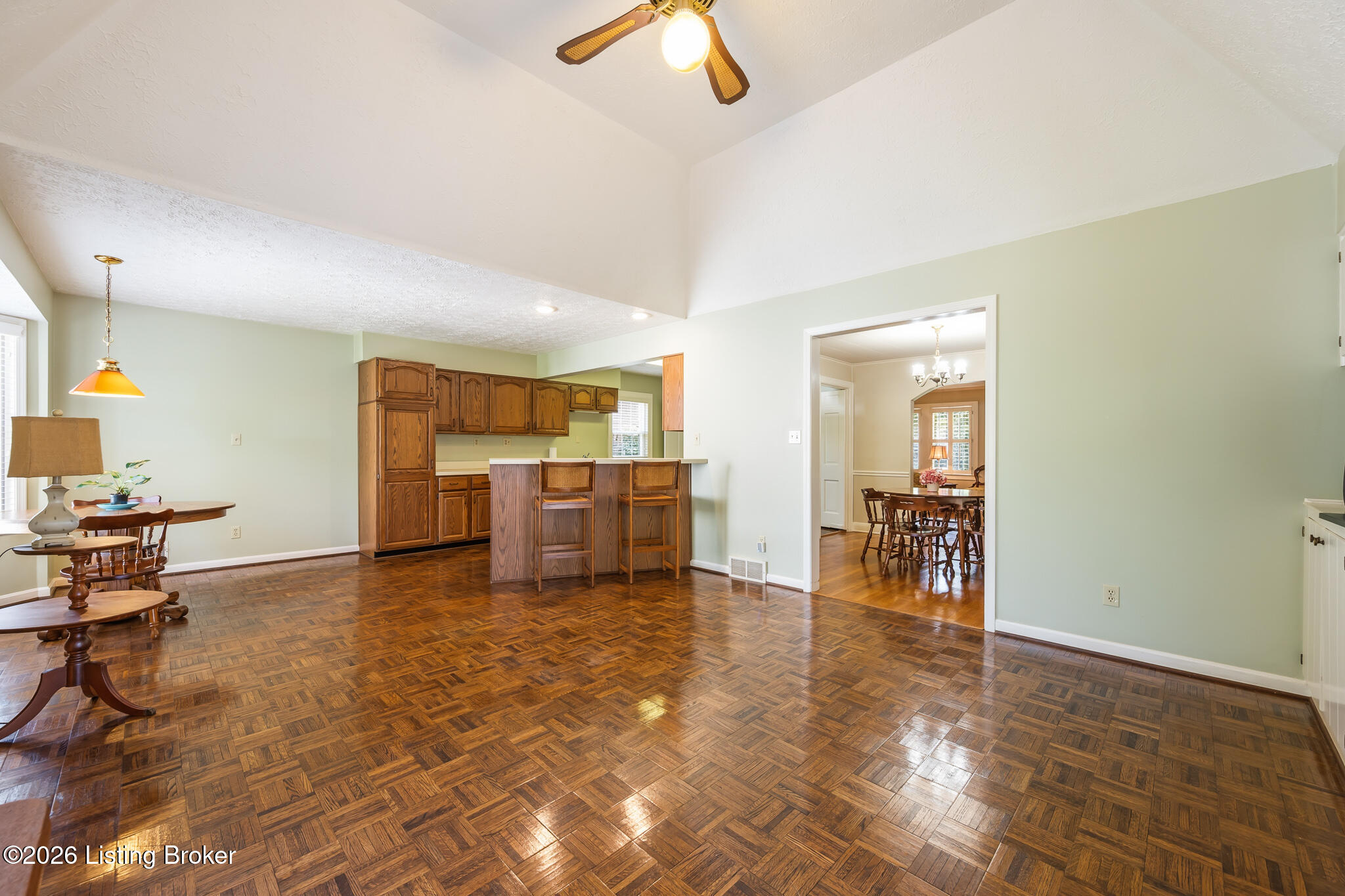 2021 Winston Ave Property Photo 12
