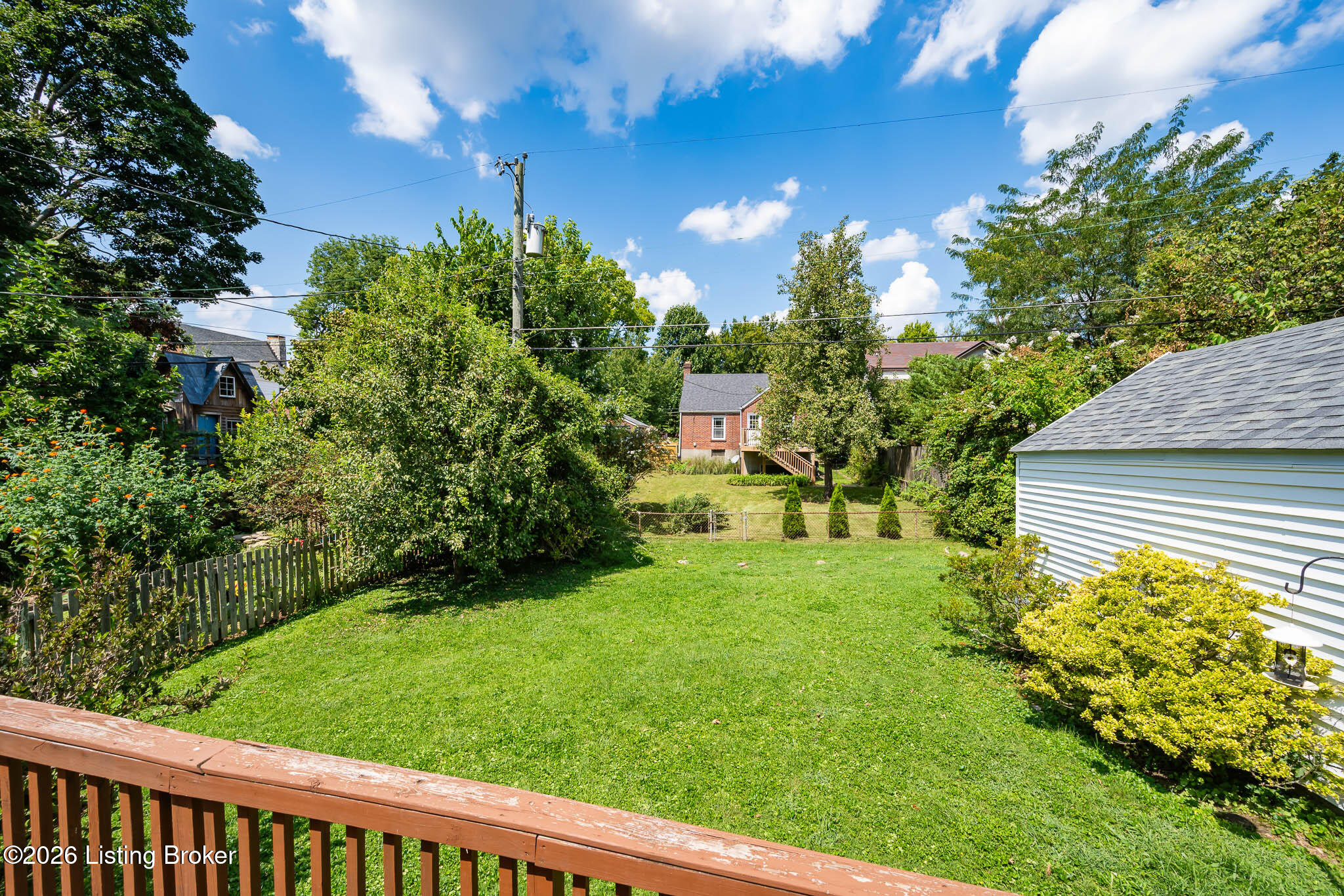 2021 Winston Ave Property Photo 37