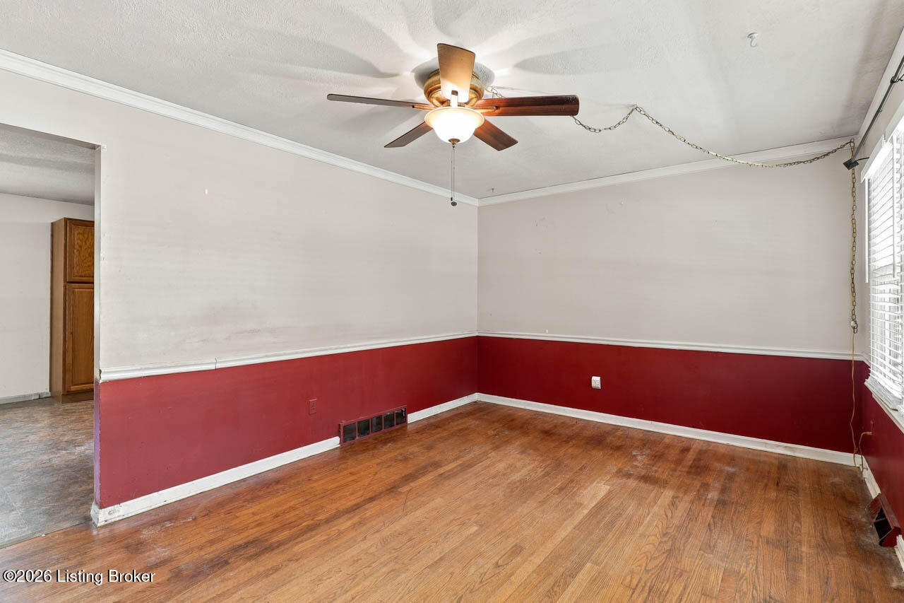 302 Cheryl Ave Property Photo 3