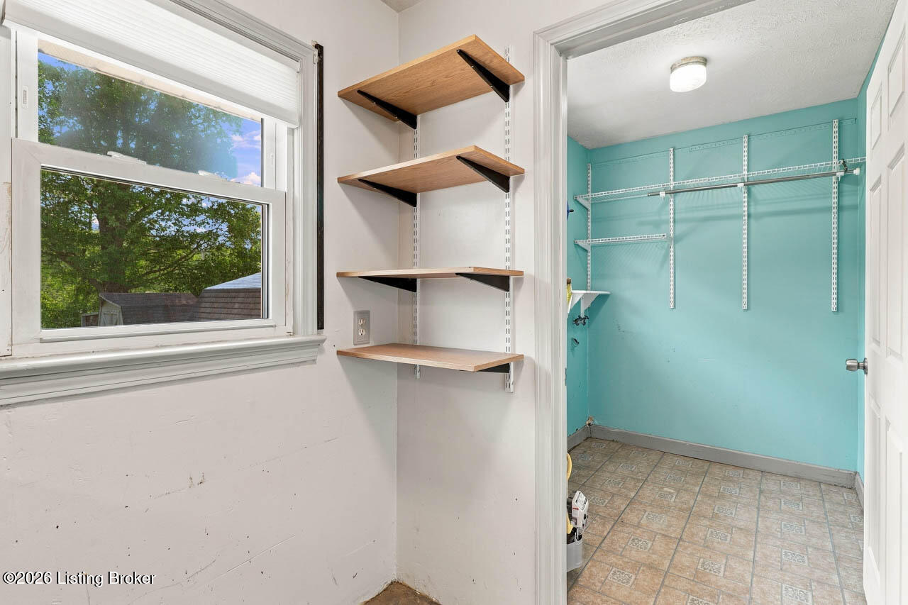 302 Cheryl Ave Property Photo 13