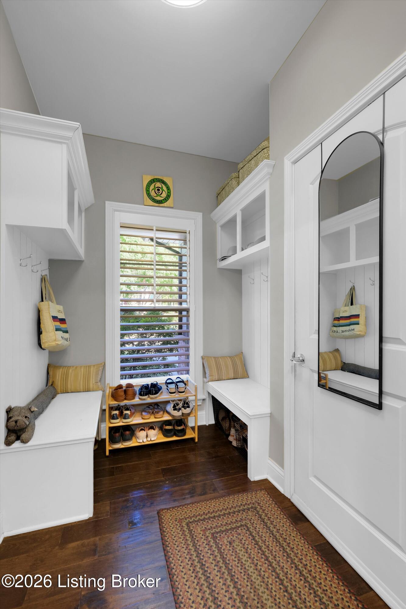 909 Artisan Pkwy Property Photo 16
