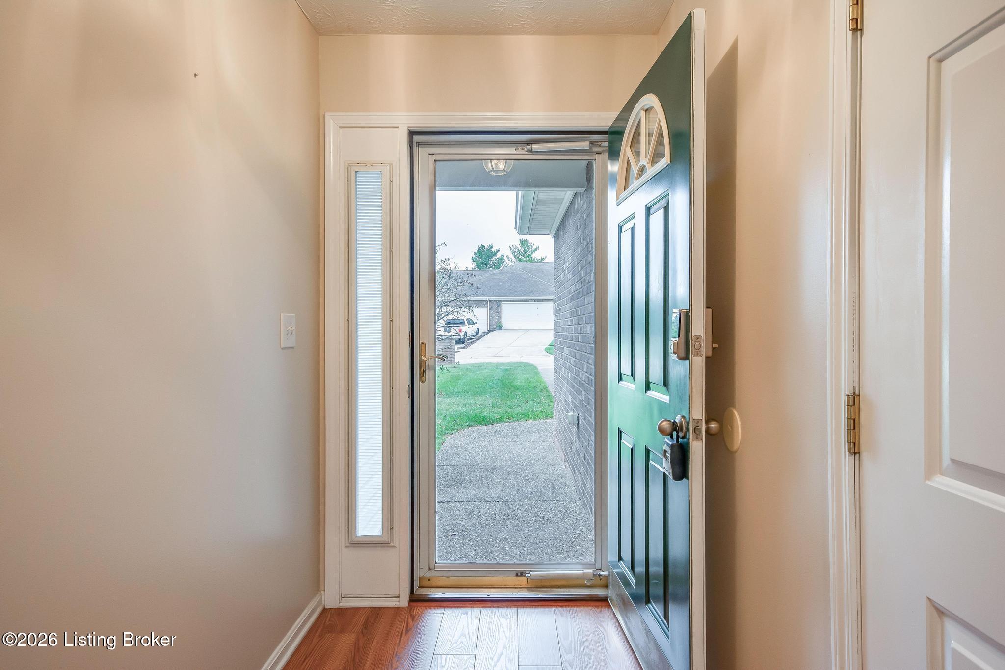 12402 Spring Leaf Ct Property Photo 3