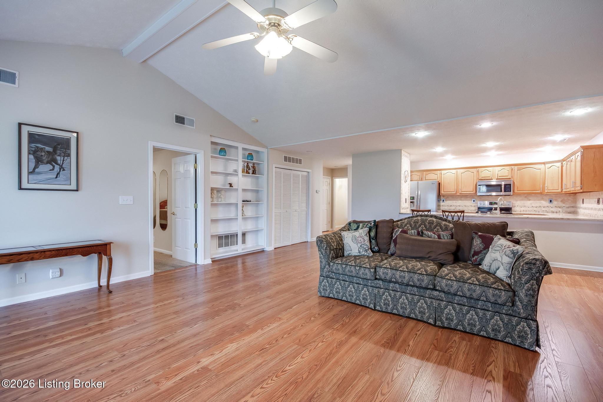 12402 Spring Leaf Ct Property Photo 19