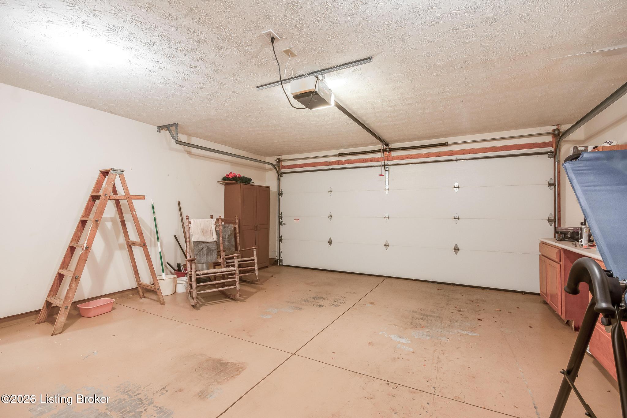 12402 Spring Leaf Ct Property Photo 41