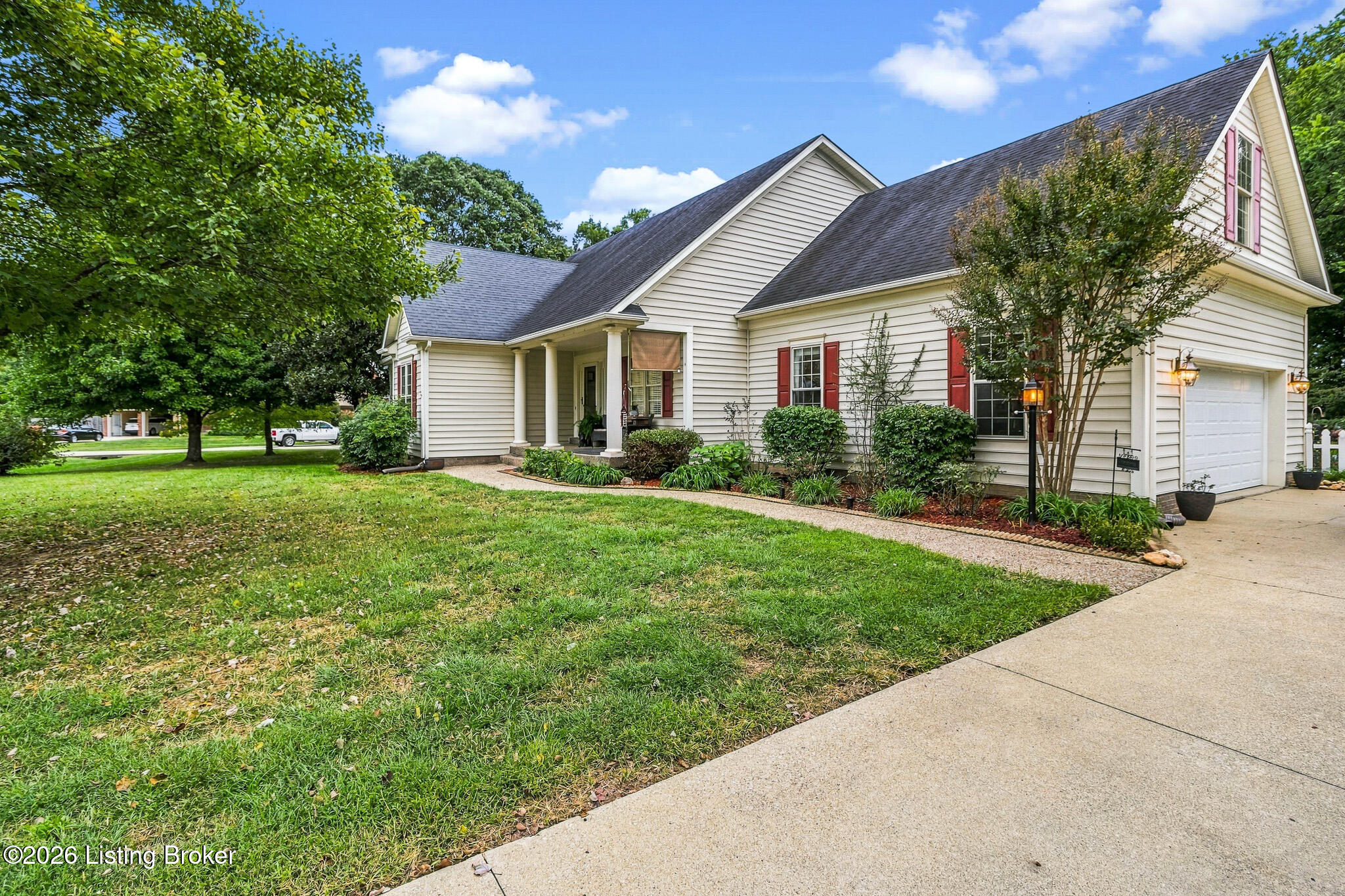 130 Locust Grove Ct Property Photo 8