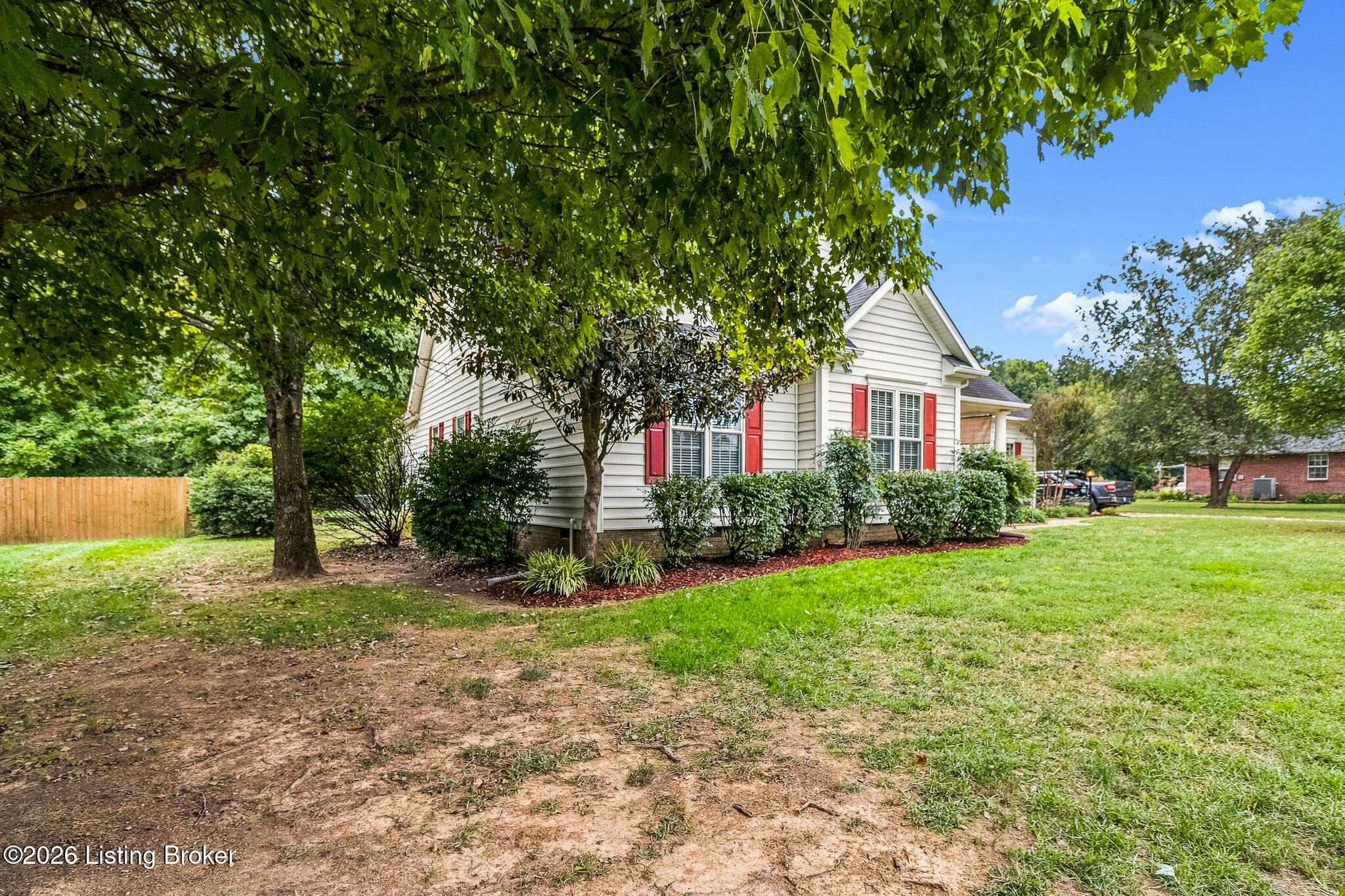 130 Locust Grove Ct Property Photo 16
