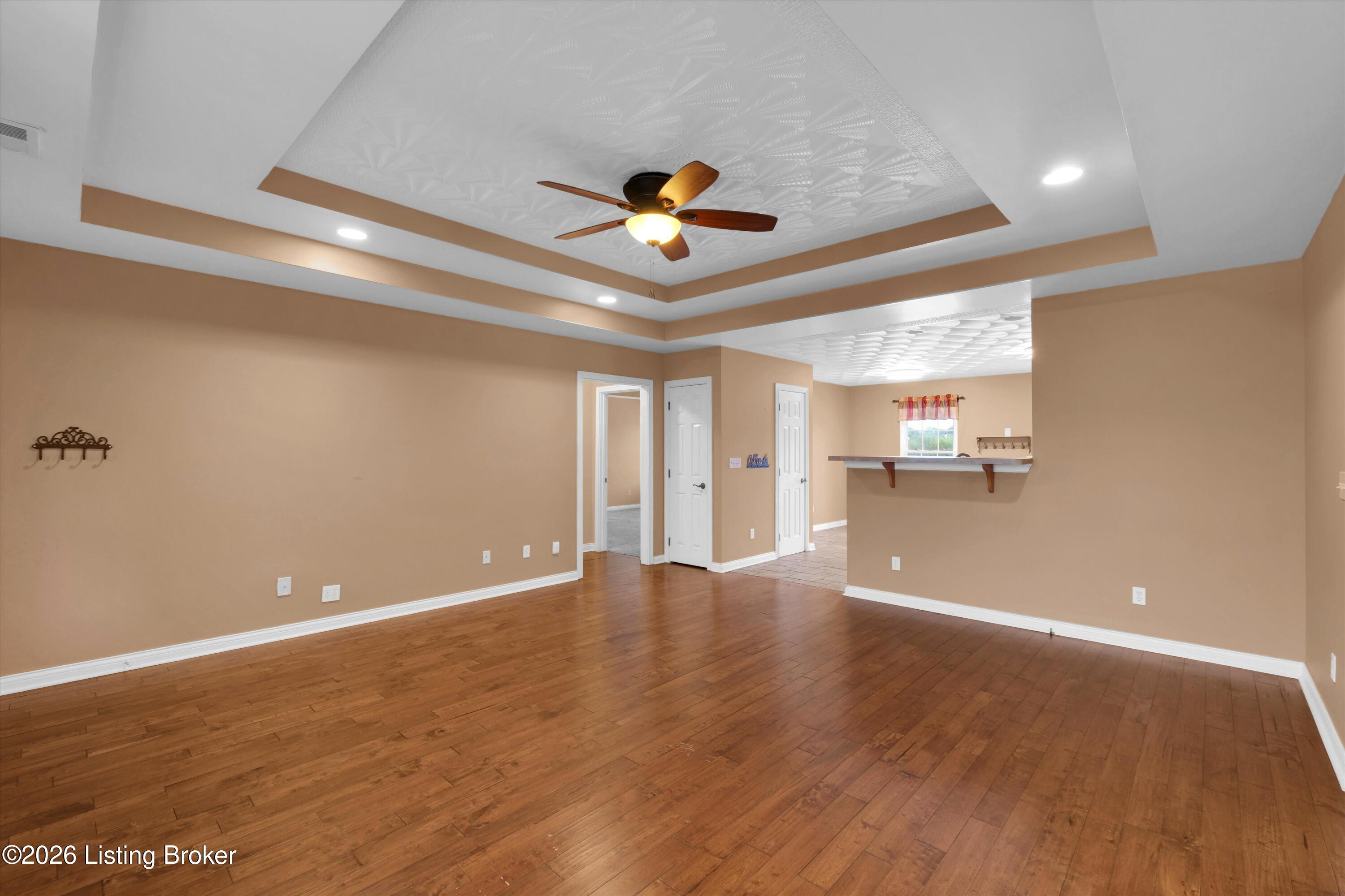 158 Deep Springs Dr Property Photo 4