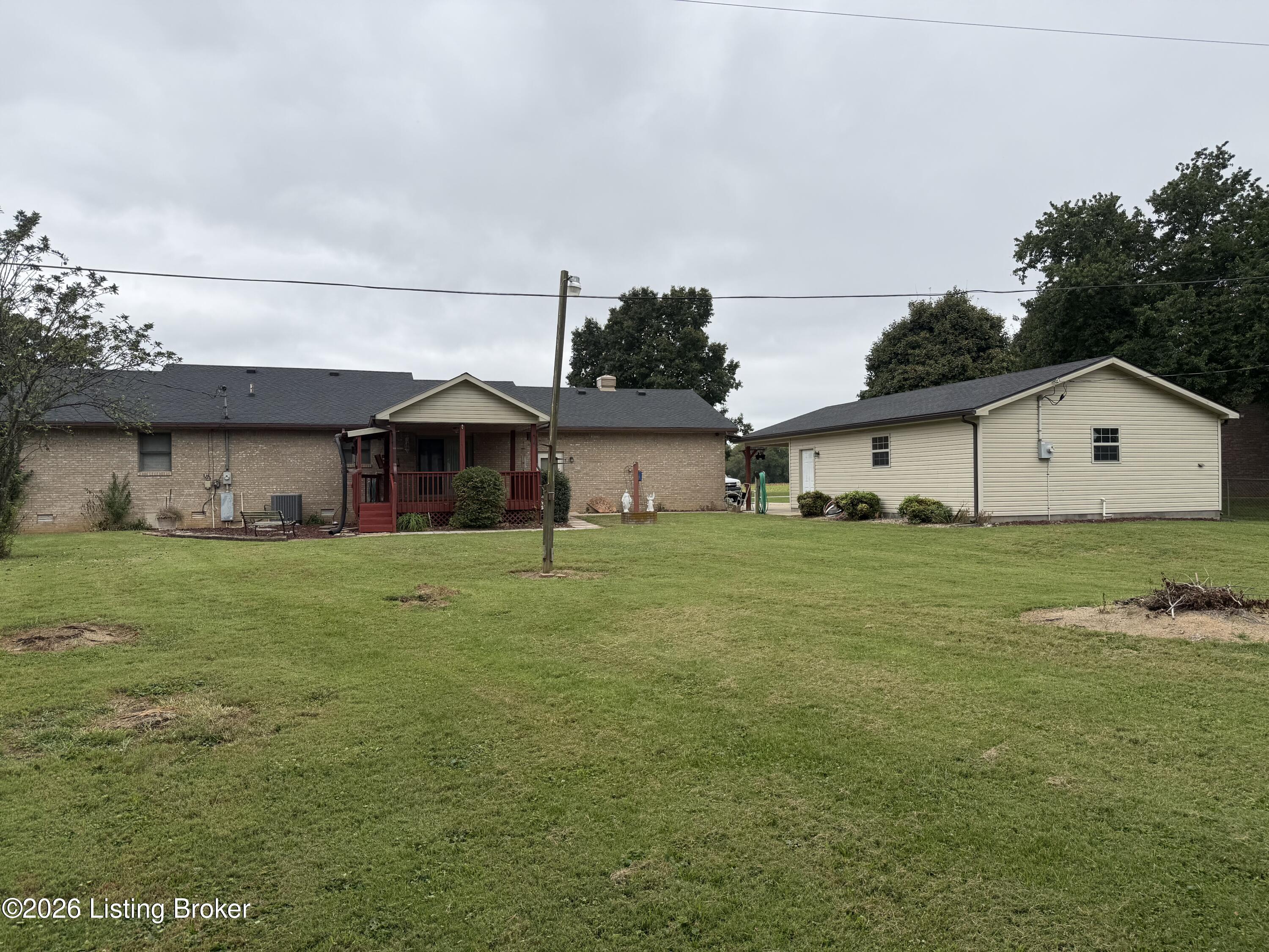 55 Saint Thomas Ln Property Photo 6