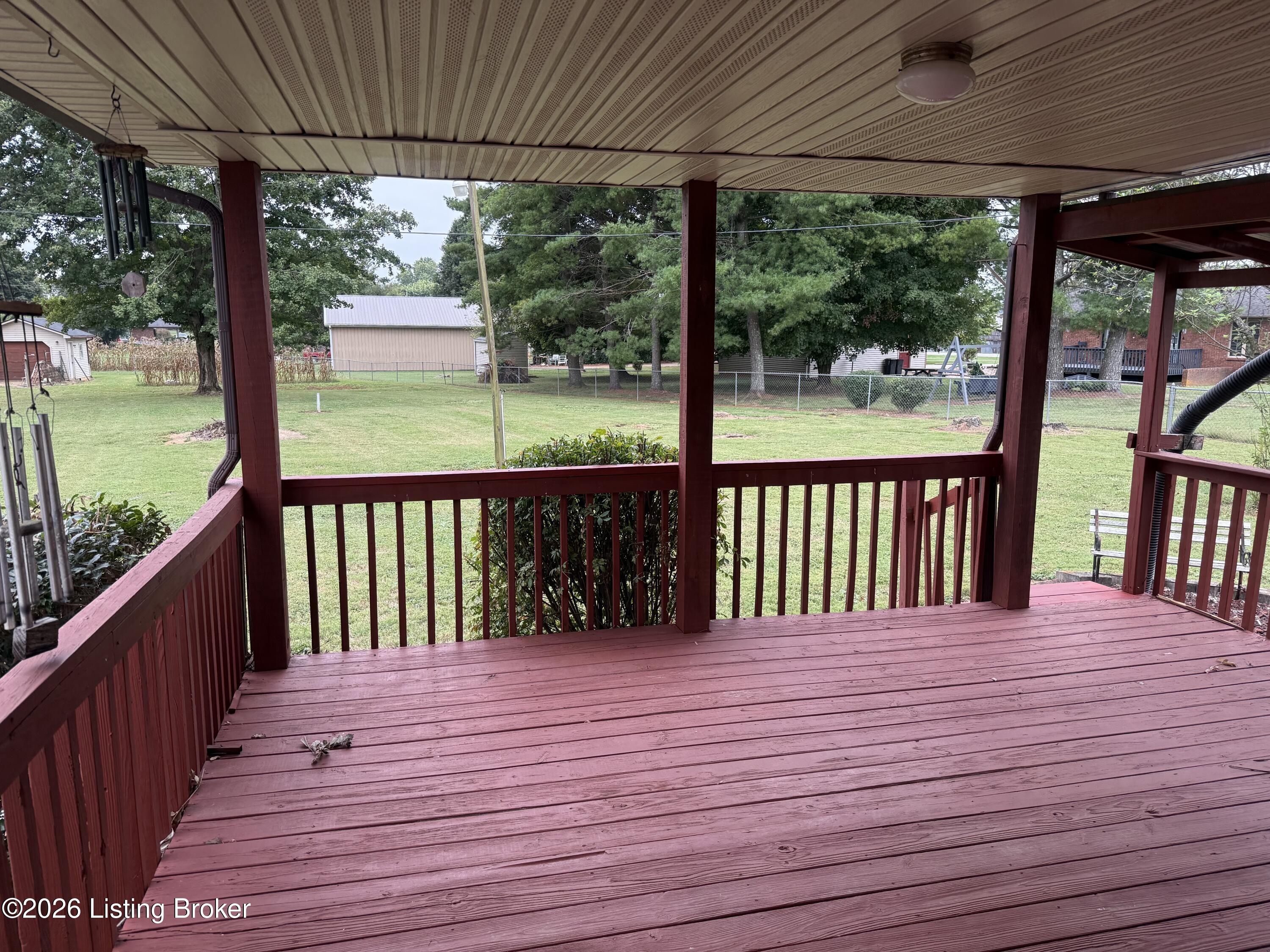 55 Saint Thomas Ln Property Photo 7