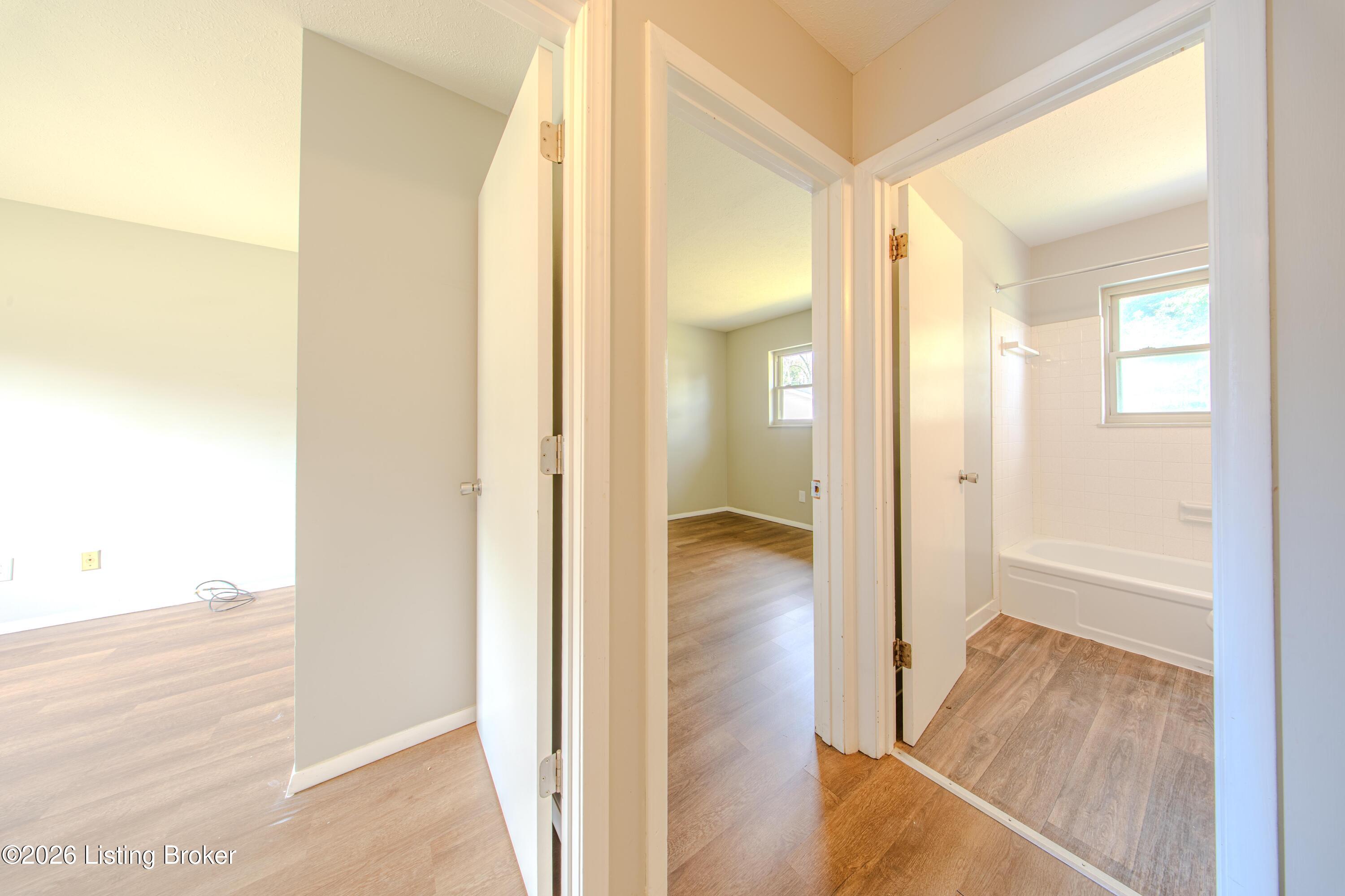 7413 Blue Wing Dr Property Photo 16
