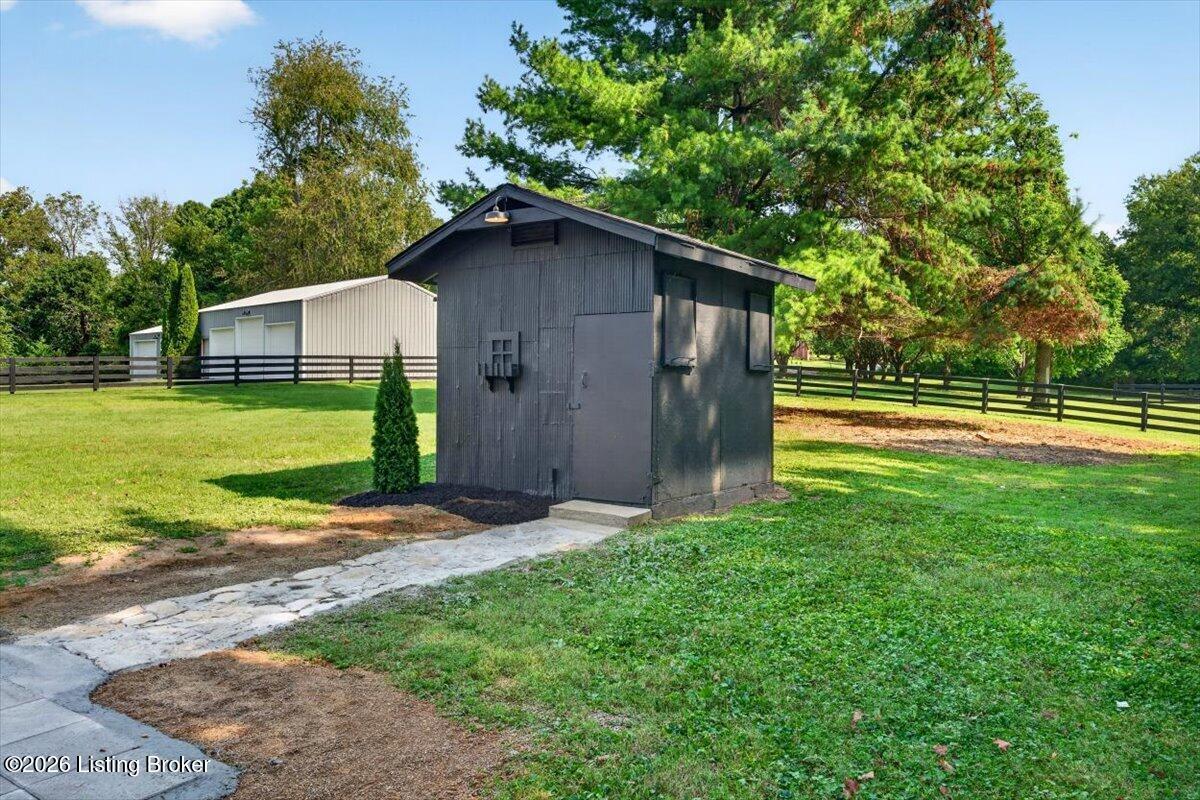 4105 Chenoweth Run Rd Property Photo 9