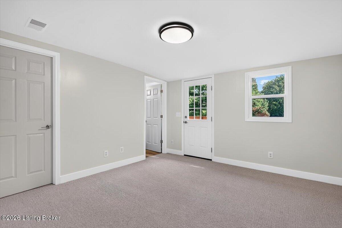 4105 Chenoweth Run Rd Property Photo 25