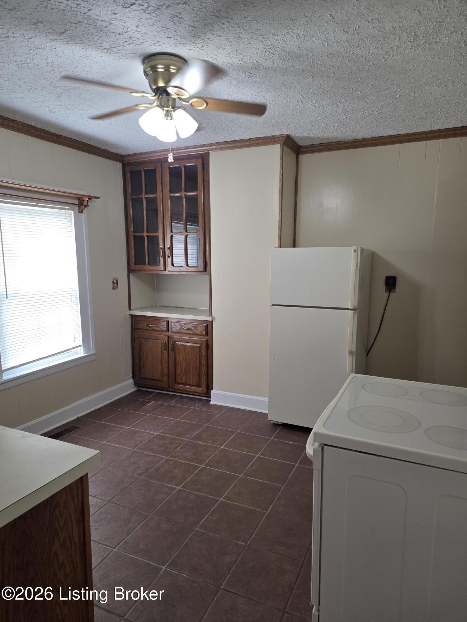 115 Perry St Property Photo 27