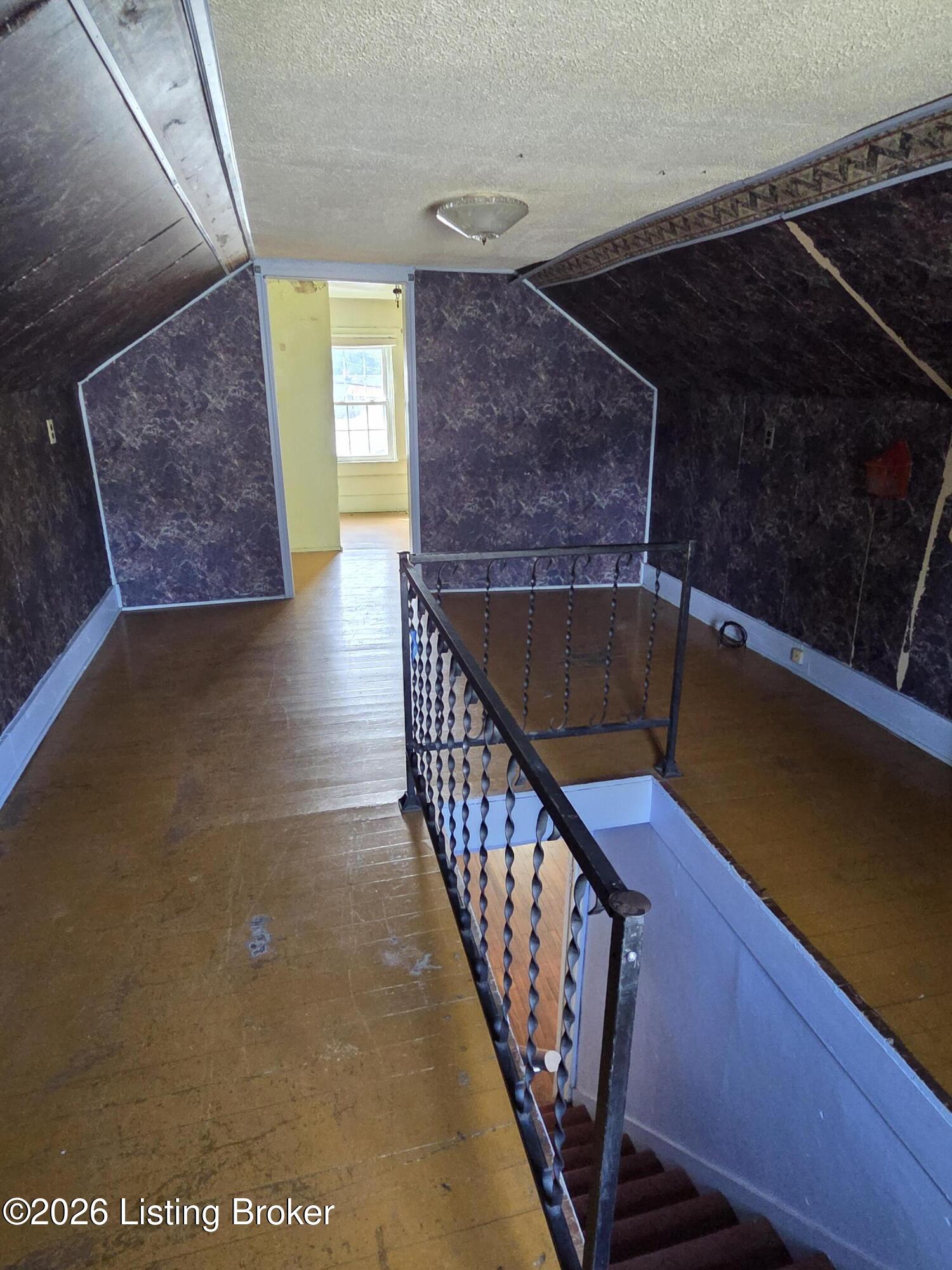 115 Perry St Property Photo 31