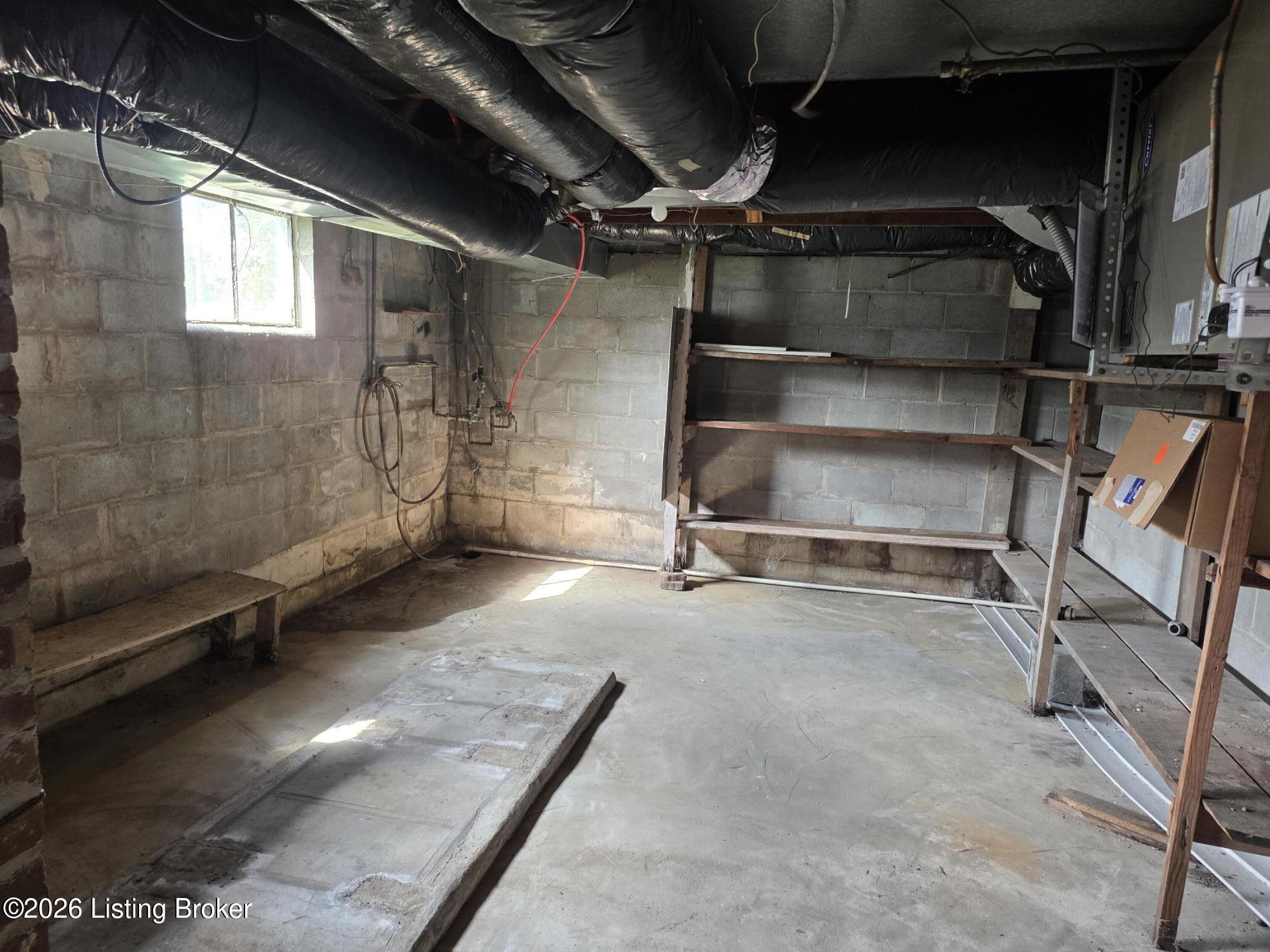 115 Perry St Property Photo 39