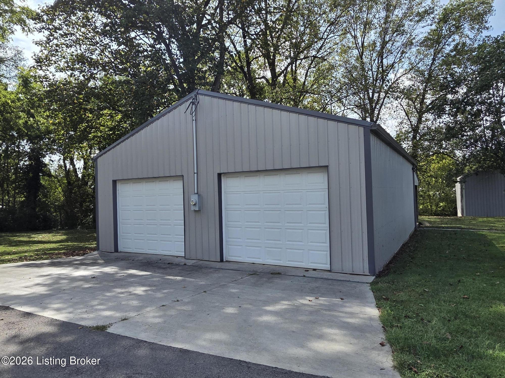 00 Carrs Alley Property Photo 1