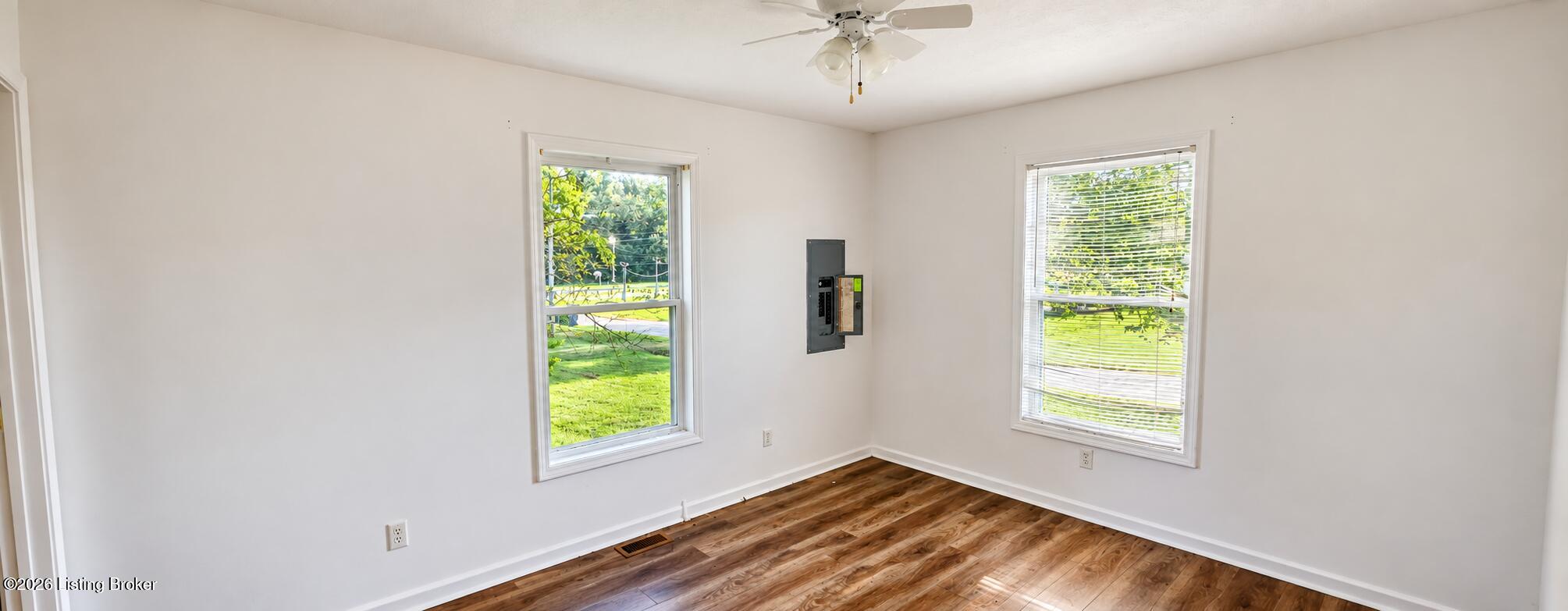 615 Broadway Property Photo 9