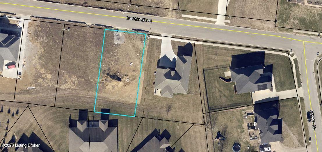 201 Cherokee Dr Property Photo 1