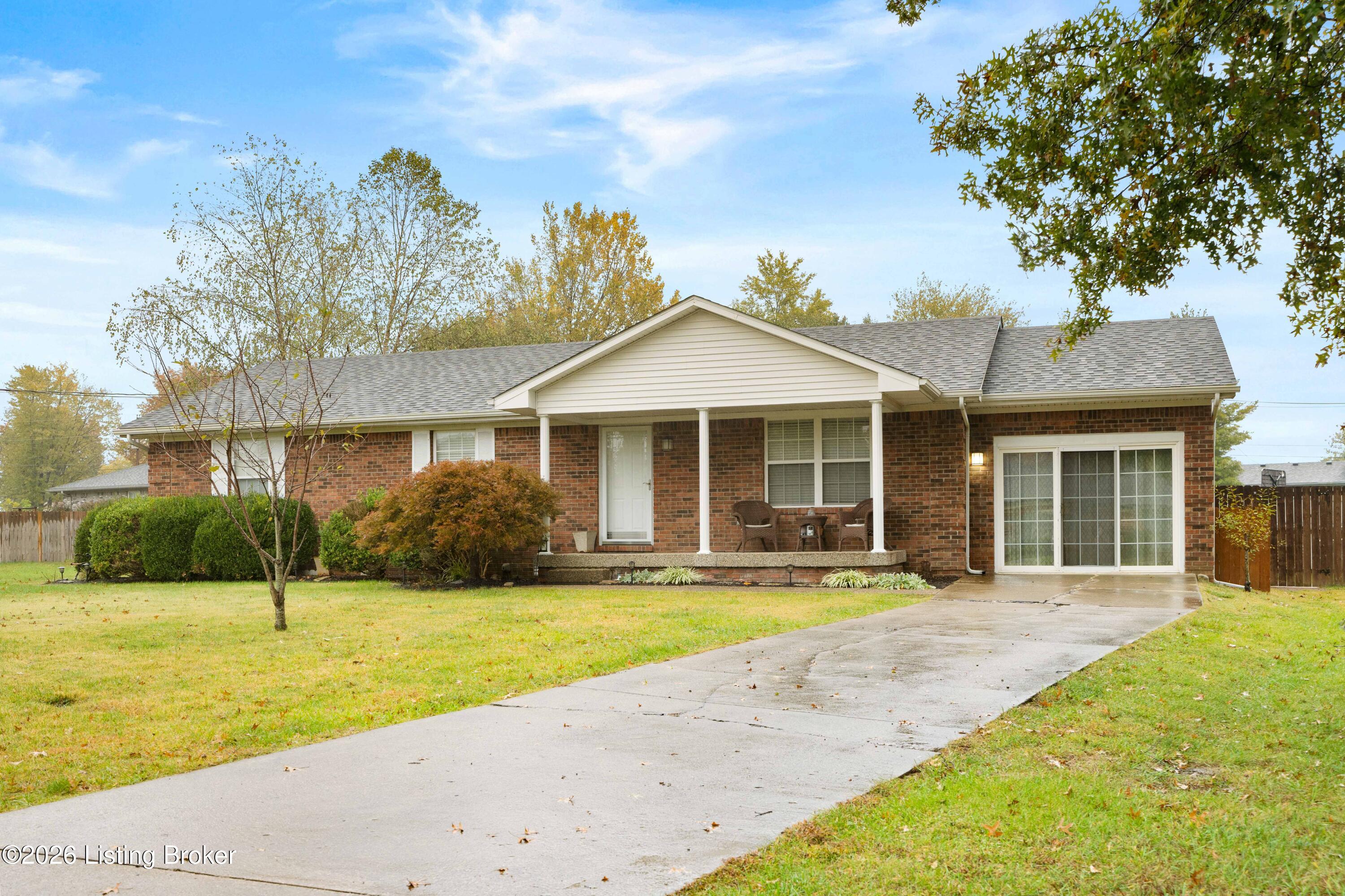 241 Emma Ct