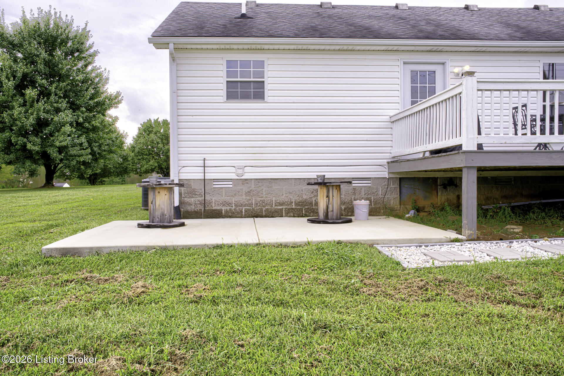 501 Winter Dr Property Photo 24