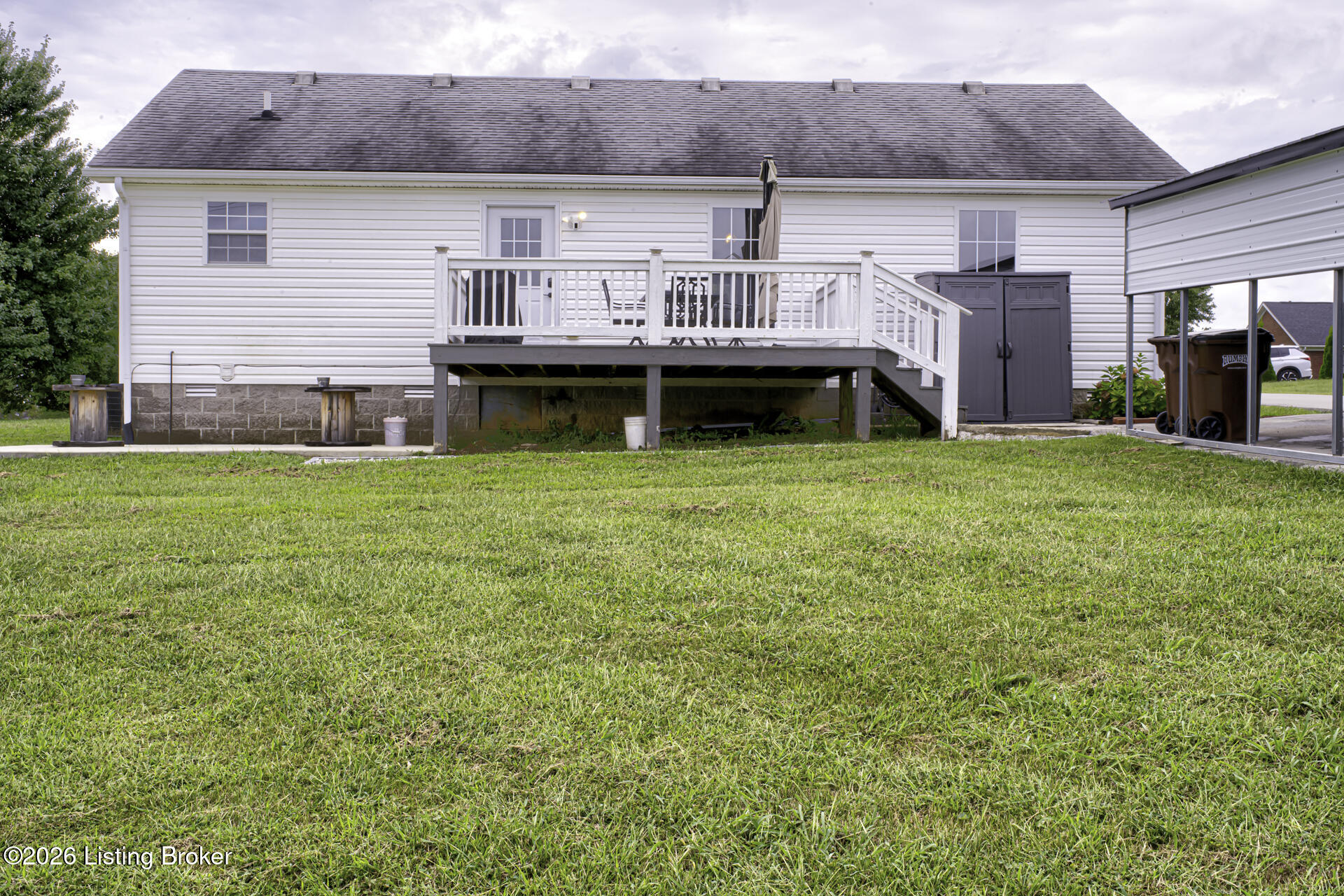 501 Winter Dr Property Photo 26