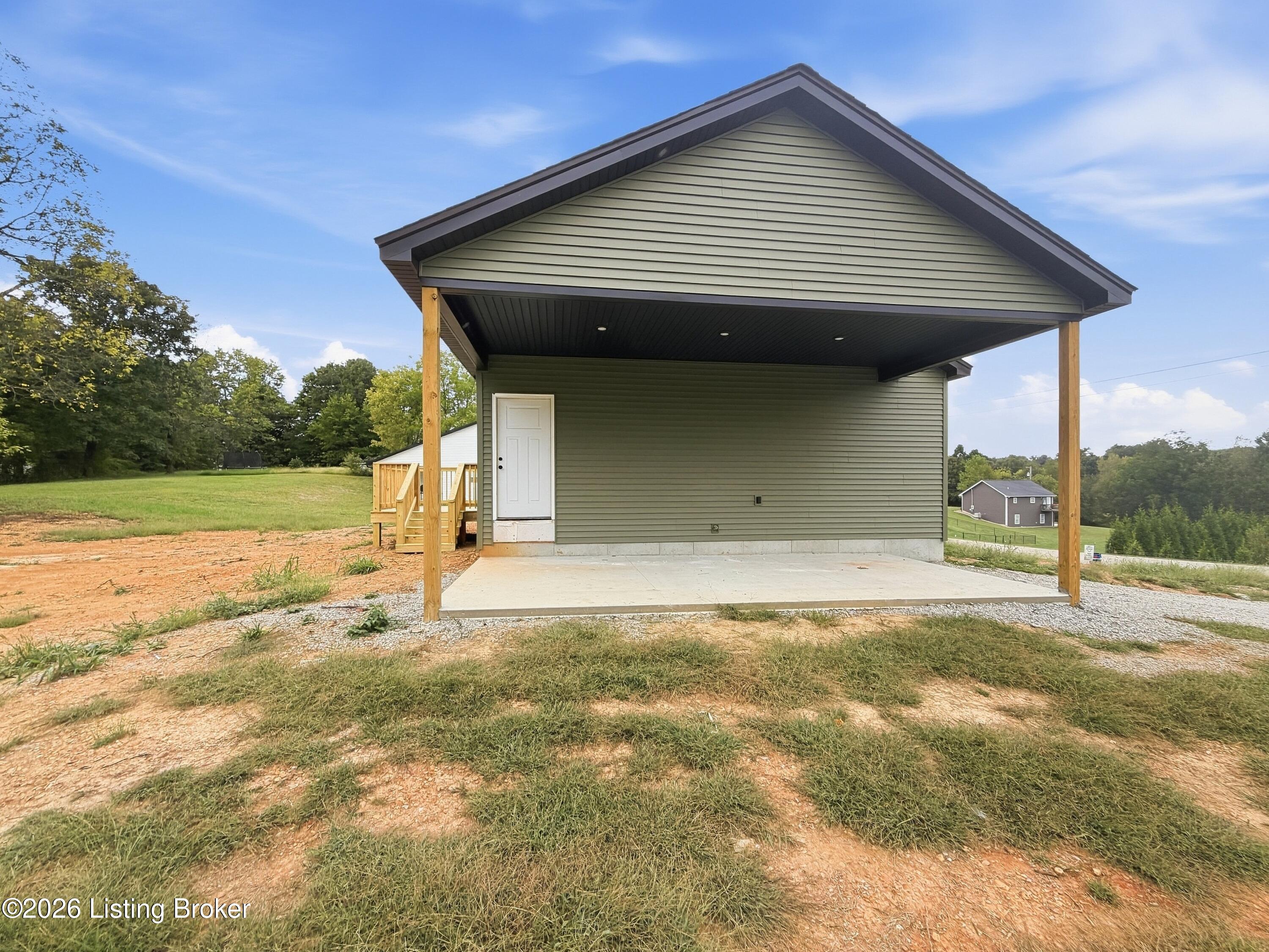 258 School Side Dr Property Photo 20