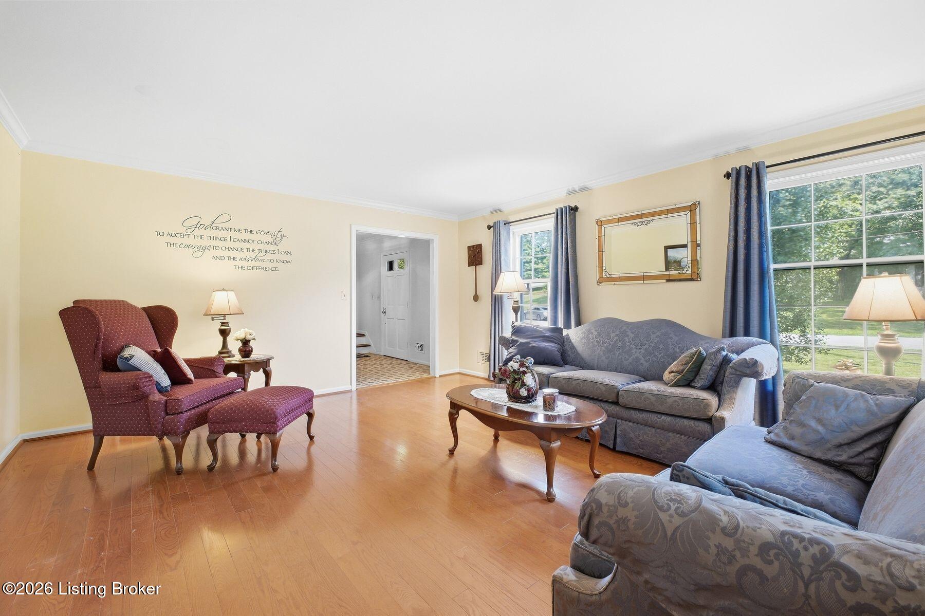 2324 Thornhill Rd Property Photo 7