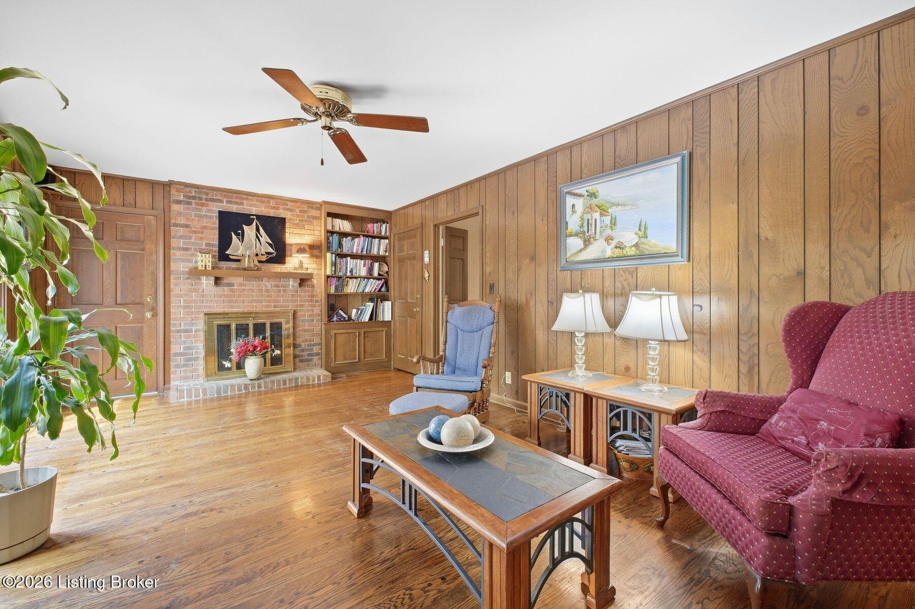 2324 Thornhill Rd Property Photo 12