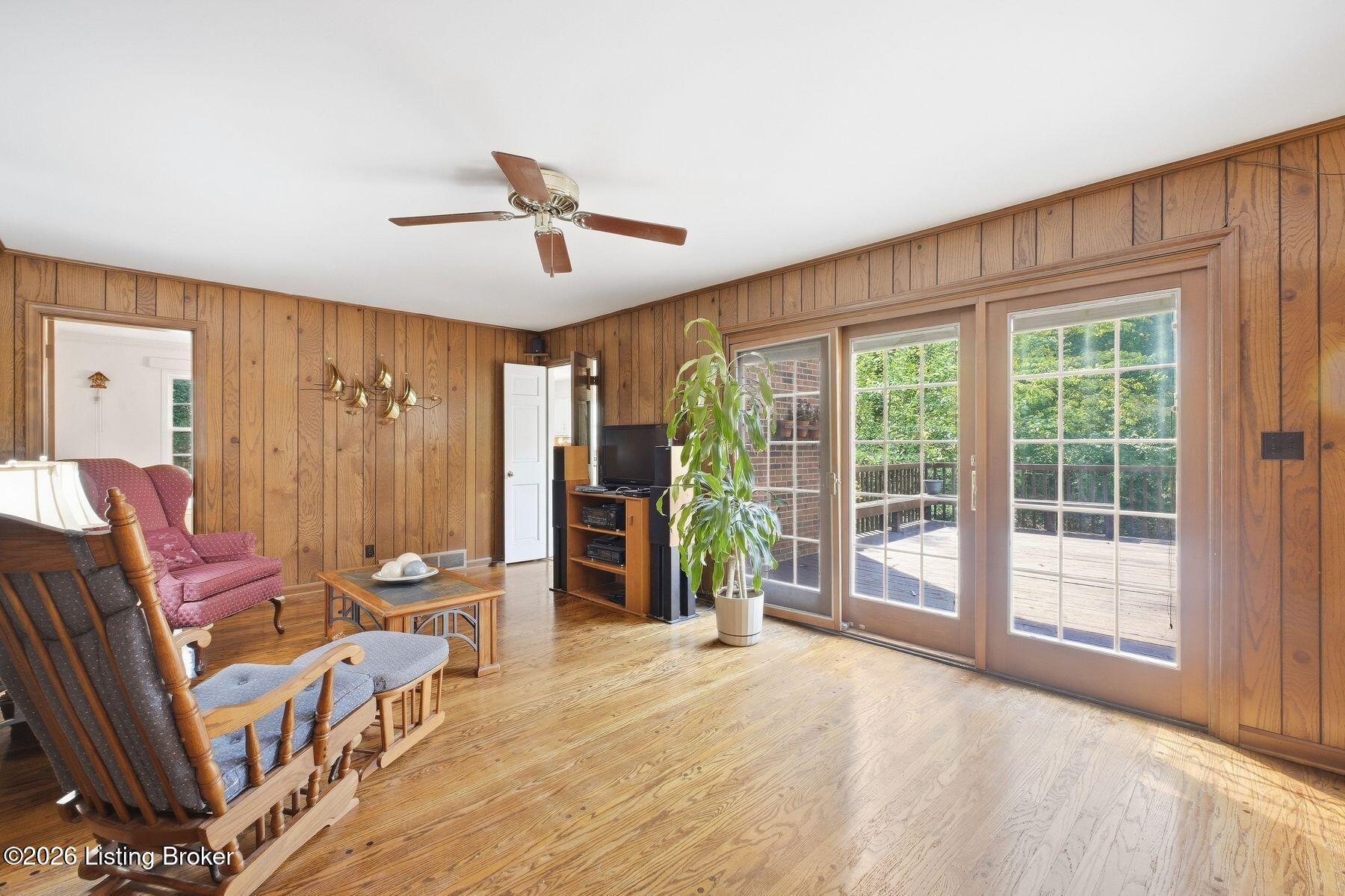 2324 Thornhill Rd Property Photo 13