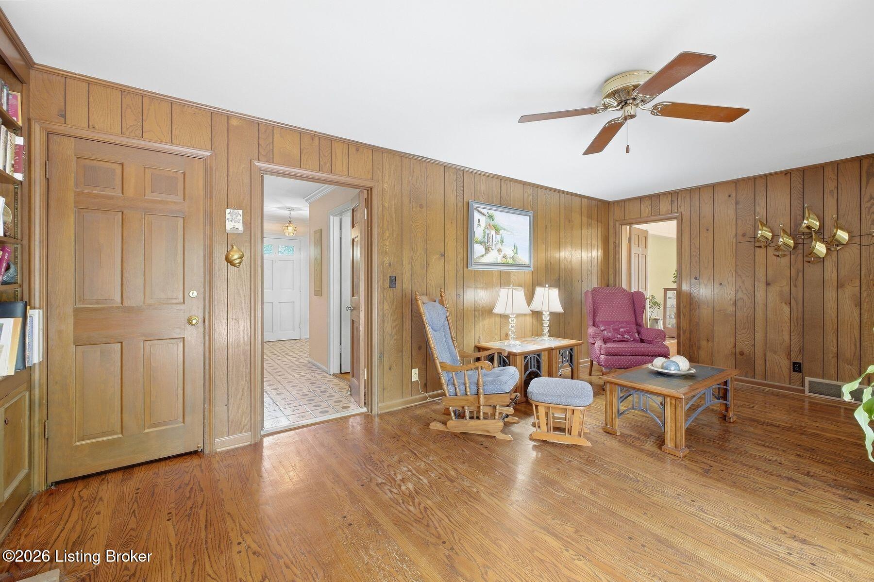 2324 Thornhill Rd Property Photo 14