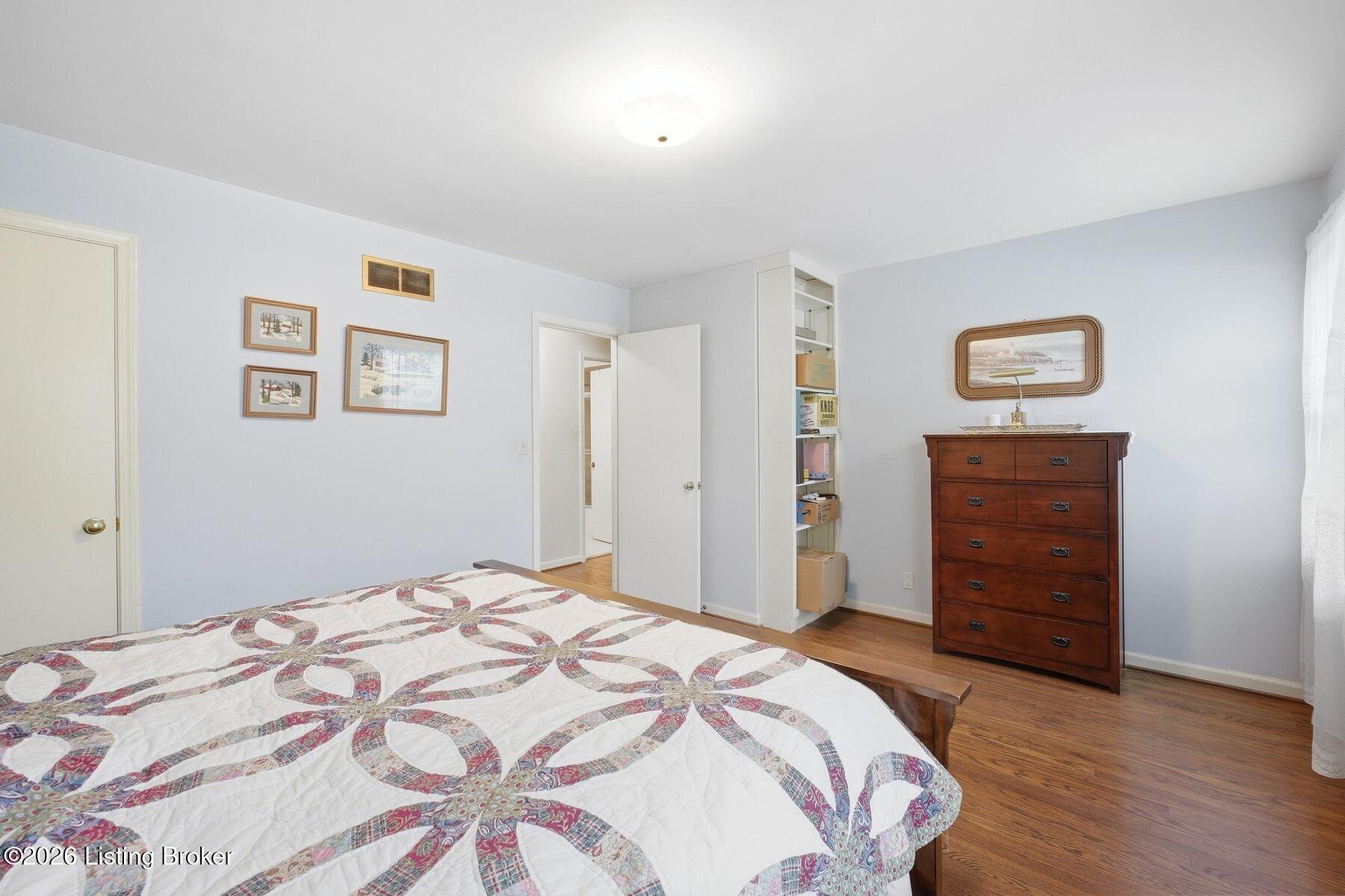 2324 Thornhill Rd Property Photo 24