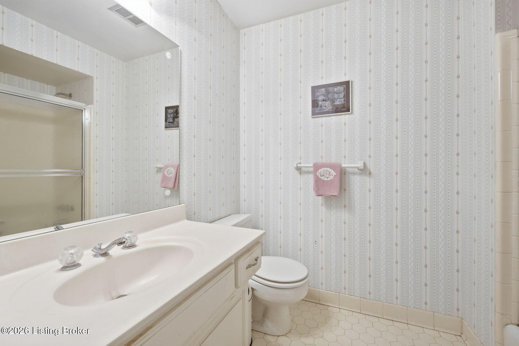 2324 Thornhill Rd Property Photo 25