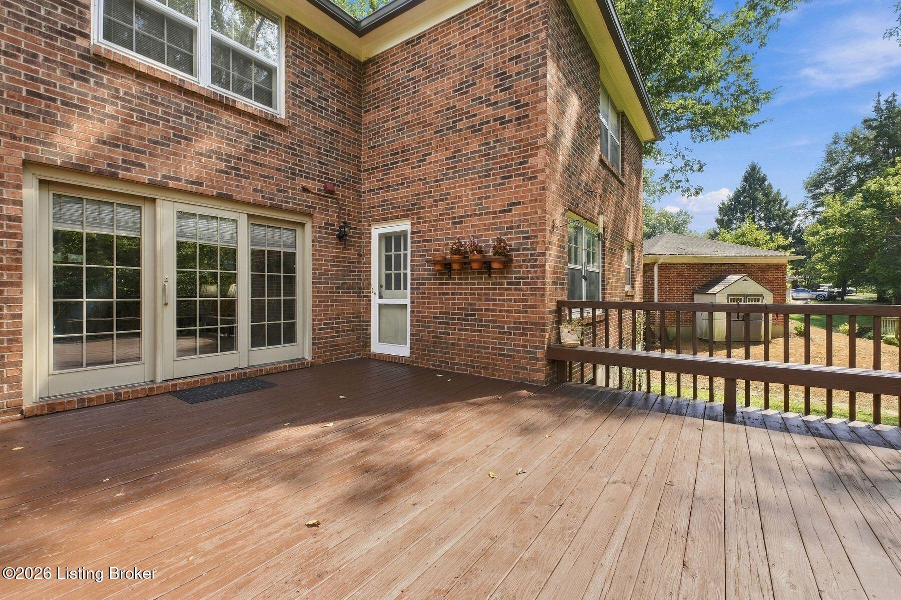 2324 Thornhill Rd Property Photo 32