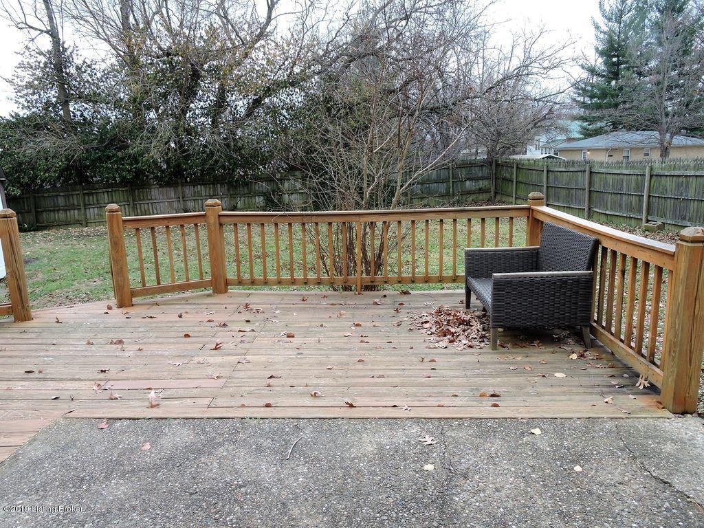 501 Oak Leaf Dr Property Photo 24