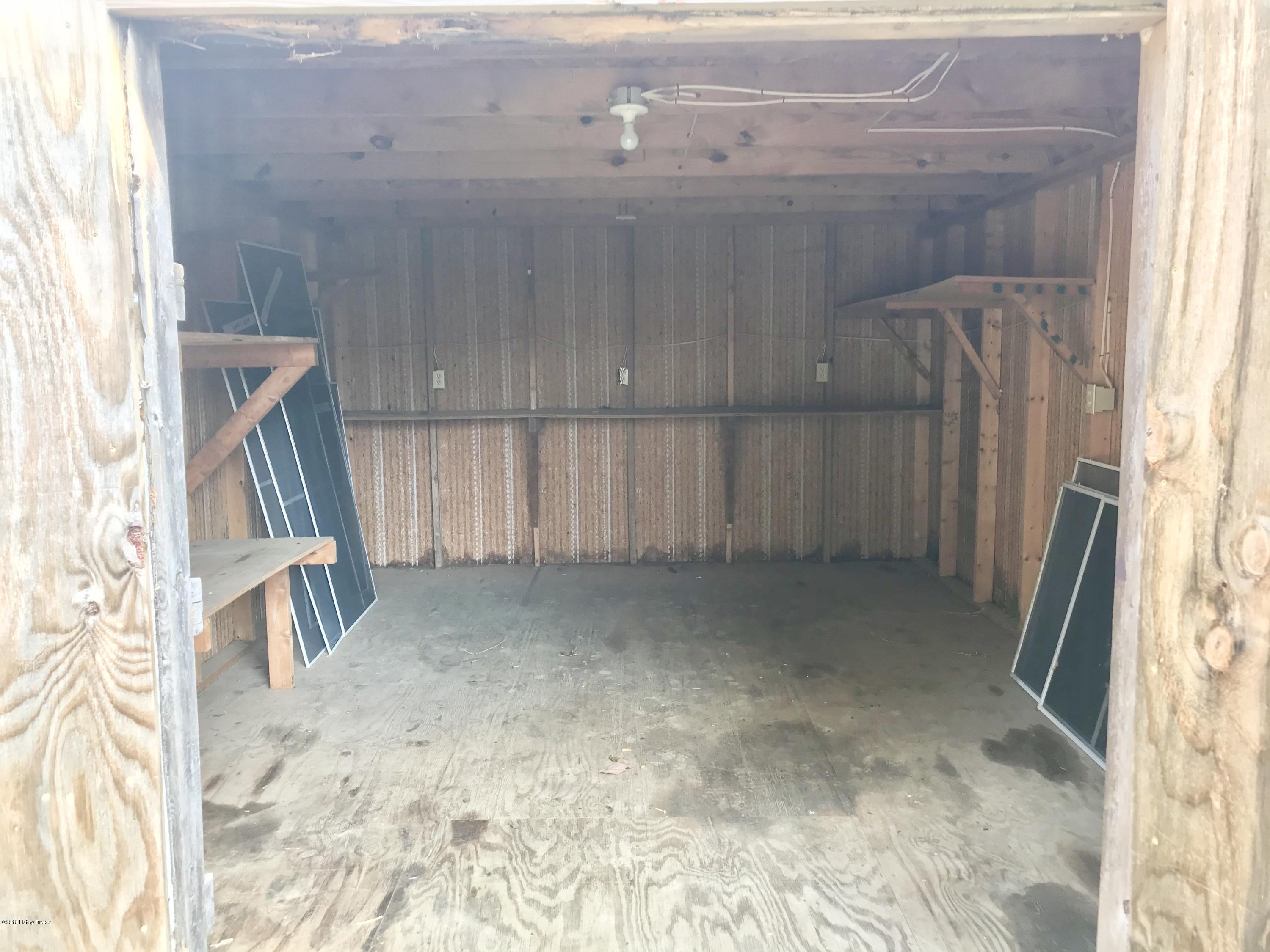 501 Oak Leaf Dr Property Photo 27